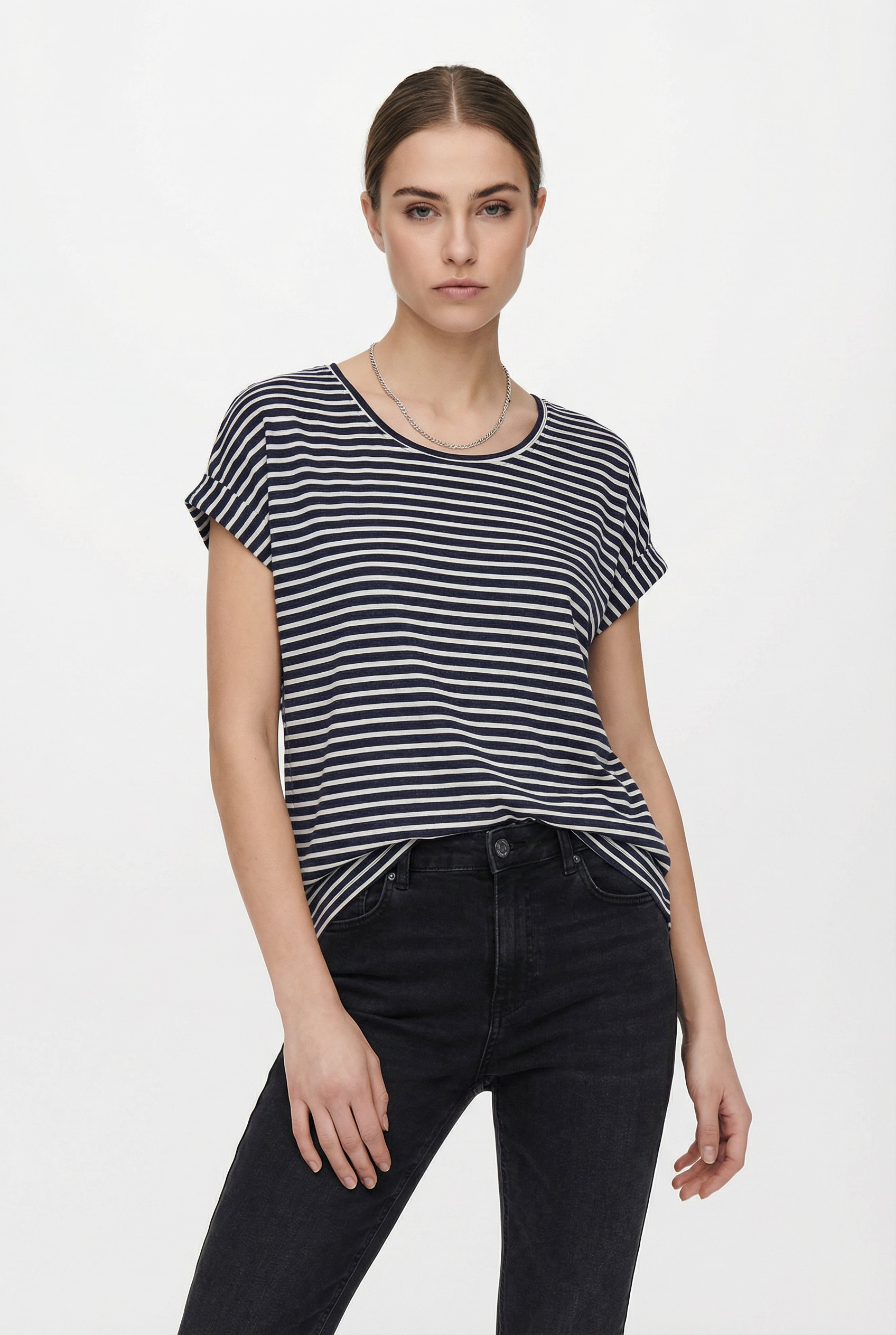 Image of ONLY CARMAKOMA Kurzarmshirt "CARMOSTER STRIPE S/S O-NECK TOP JRS NOOS"
