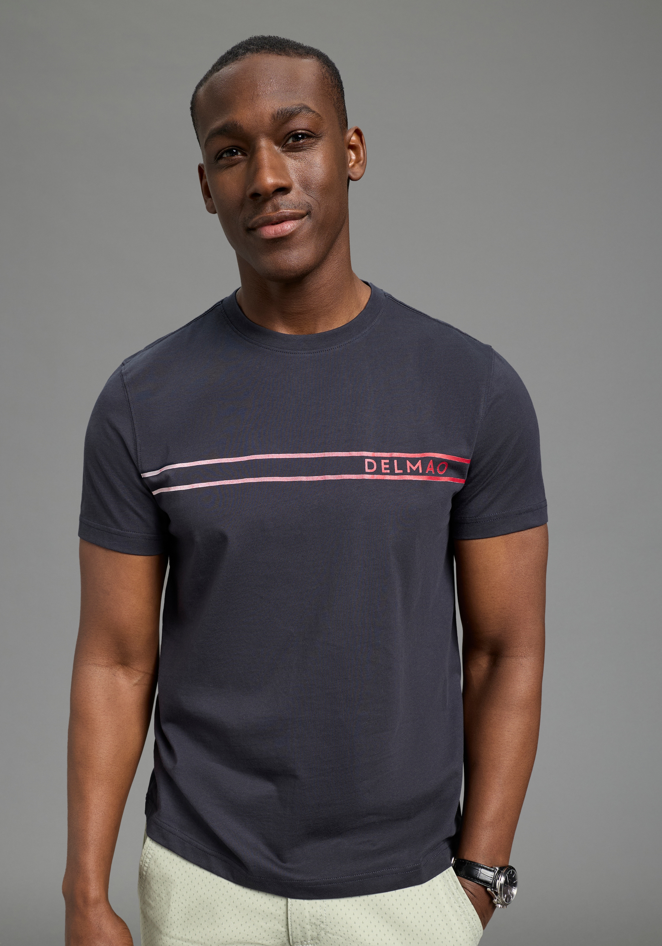 DELMAO Shirt à col rond »Neue Kollektion!« 2er-Pack,  normale Passform, kurzarm, mit Rundhalsausschnitt, bedruckt