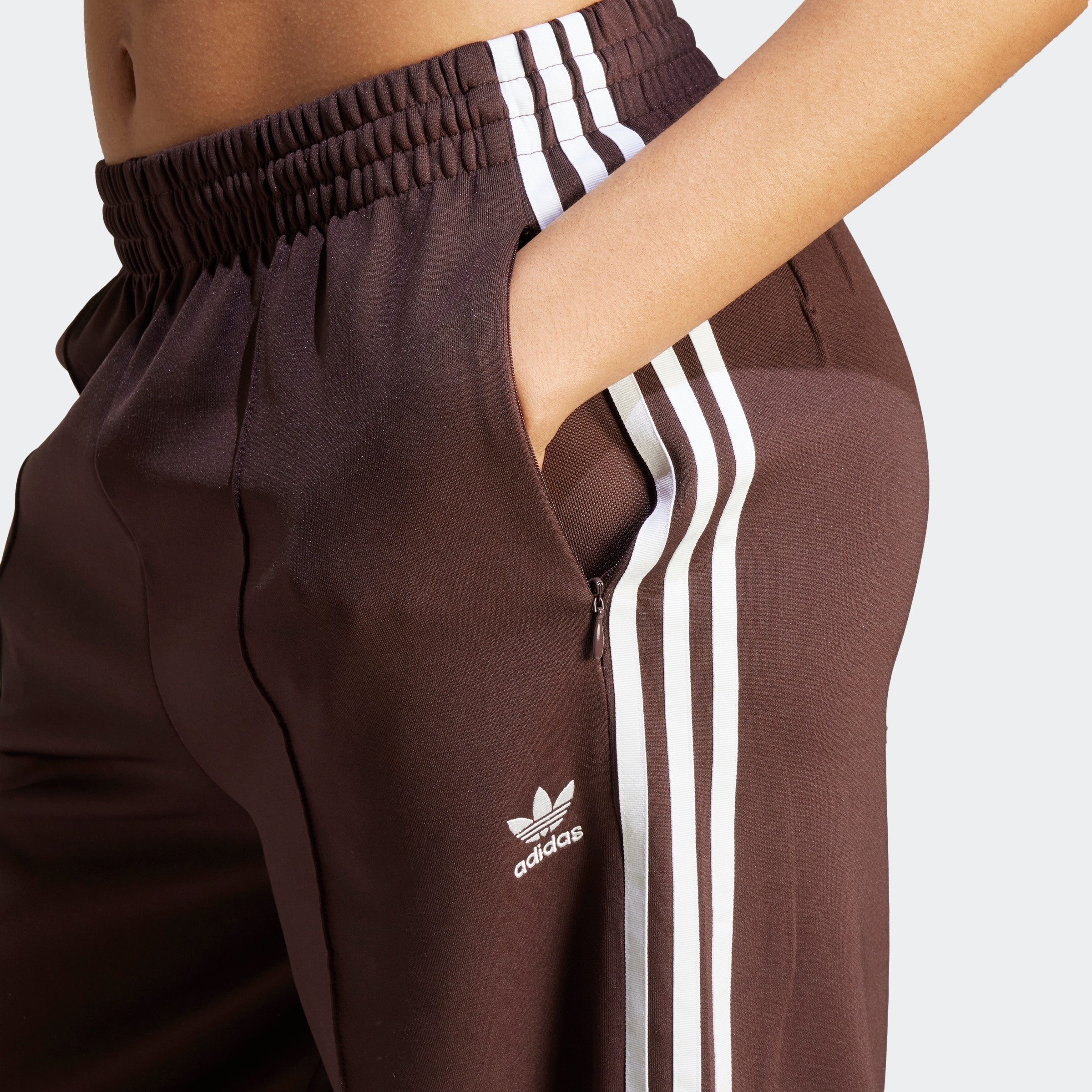 Finde adidas Originals Sporthose ADICOLOR CLASSICS WIDE LEG HOSE 1 tlg. auf Ackermann.ch