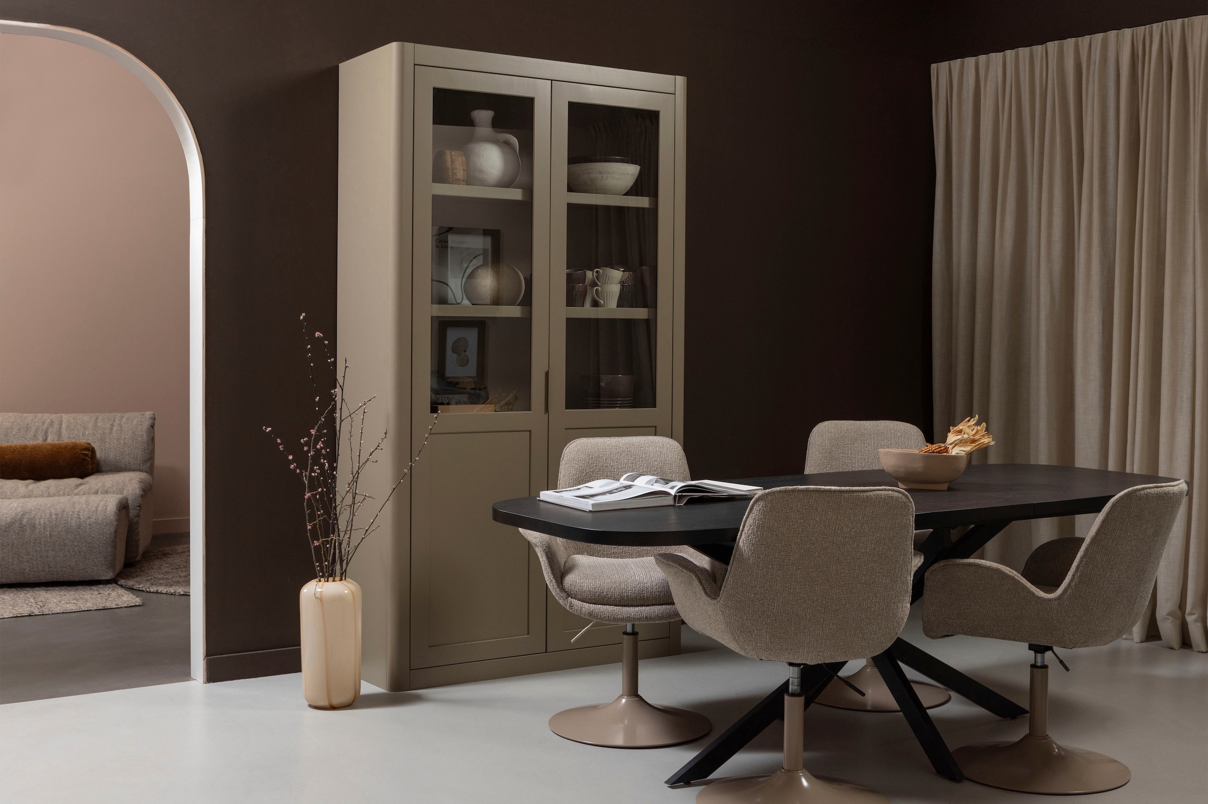 WOOOD Table de salle à manger »Arros MDF Lackiert Ausziehbar, B 220 x T 90 x H 75 cm« Forme ovale, capacité de charge partie centrale 100 kg, grain visible