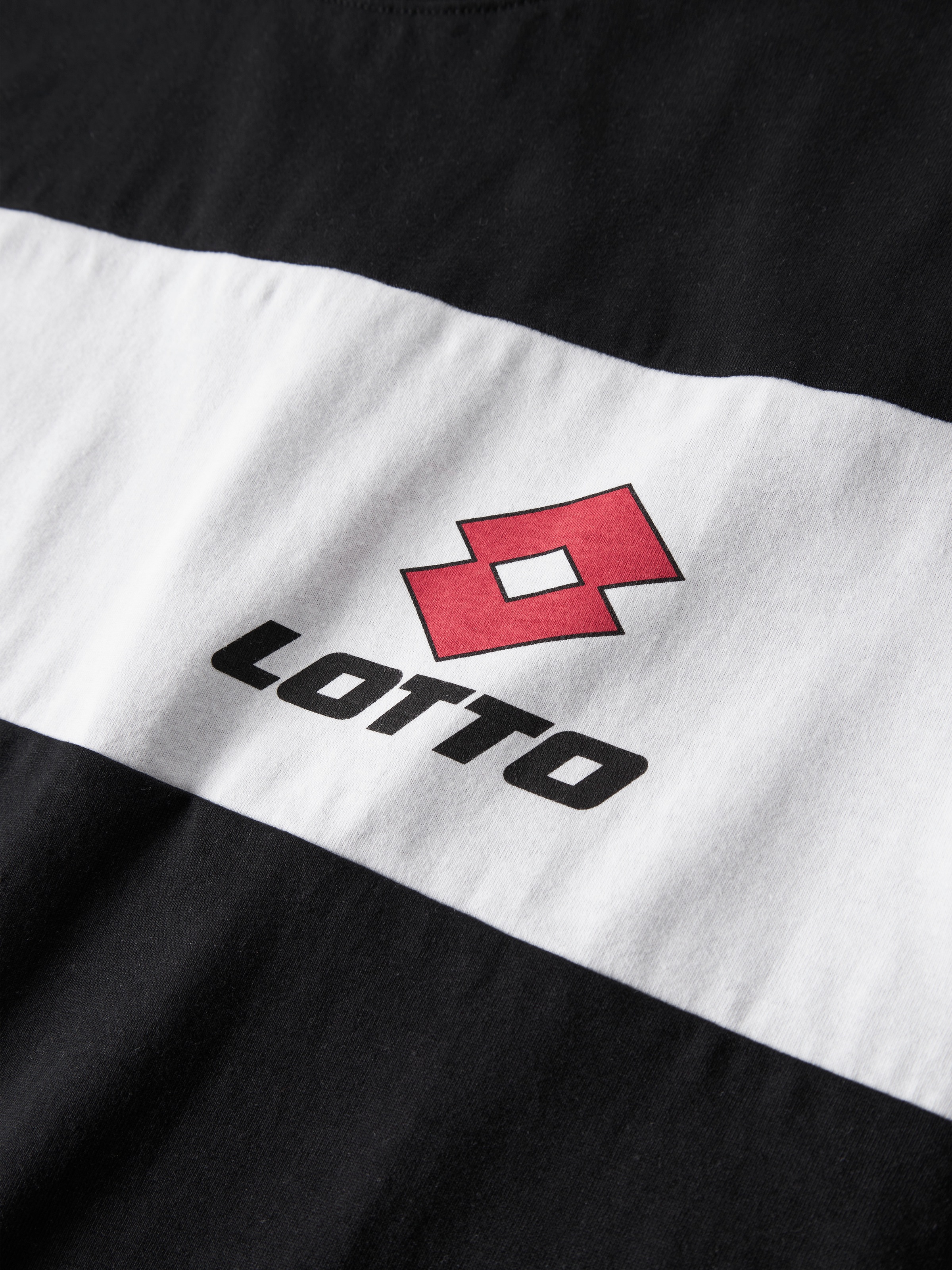 Name It Rundhalsshirt »NKNJAKOB LOTTO SS NREG TOP LNOOS VDE« Baumwolle, normal geschnitten