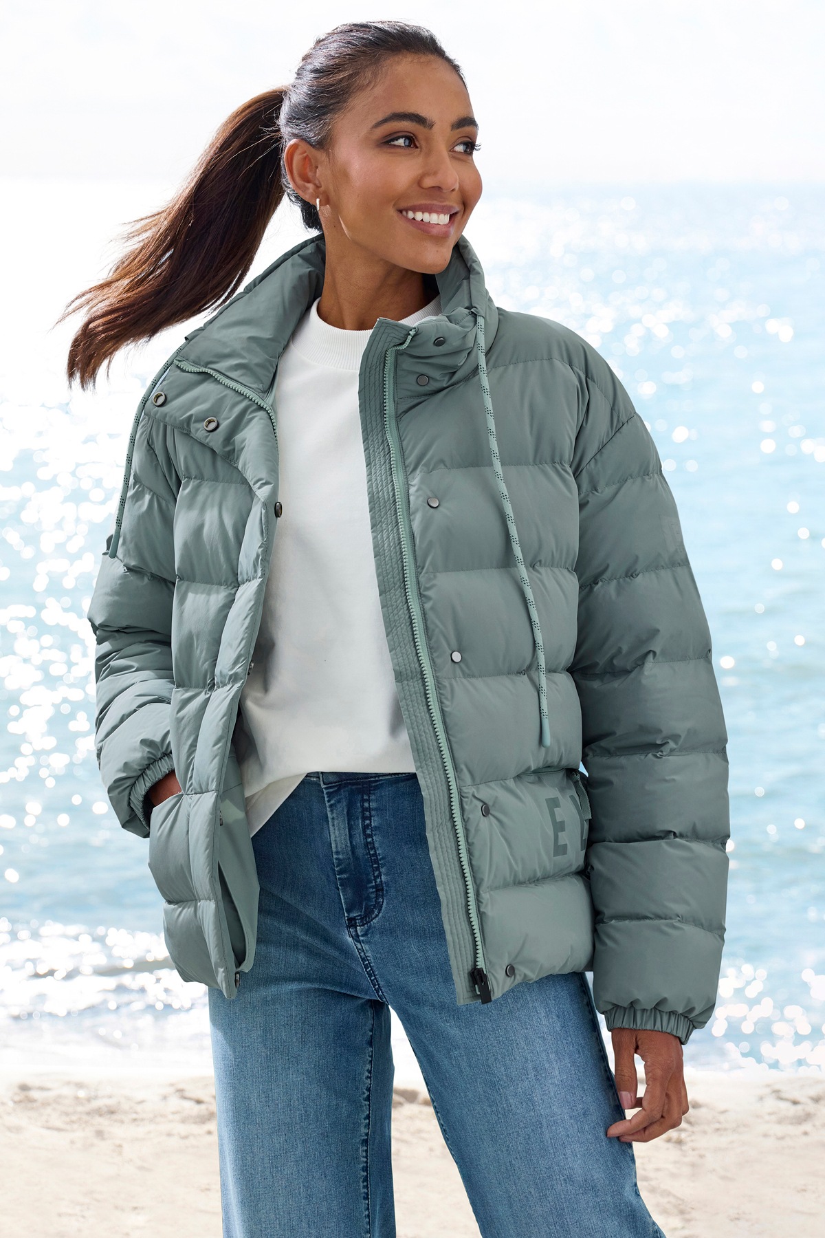 Image of Elbsand Steppjacke ohne Kapuze mit grossem Letter-Print