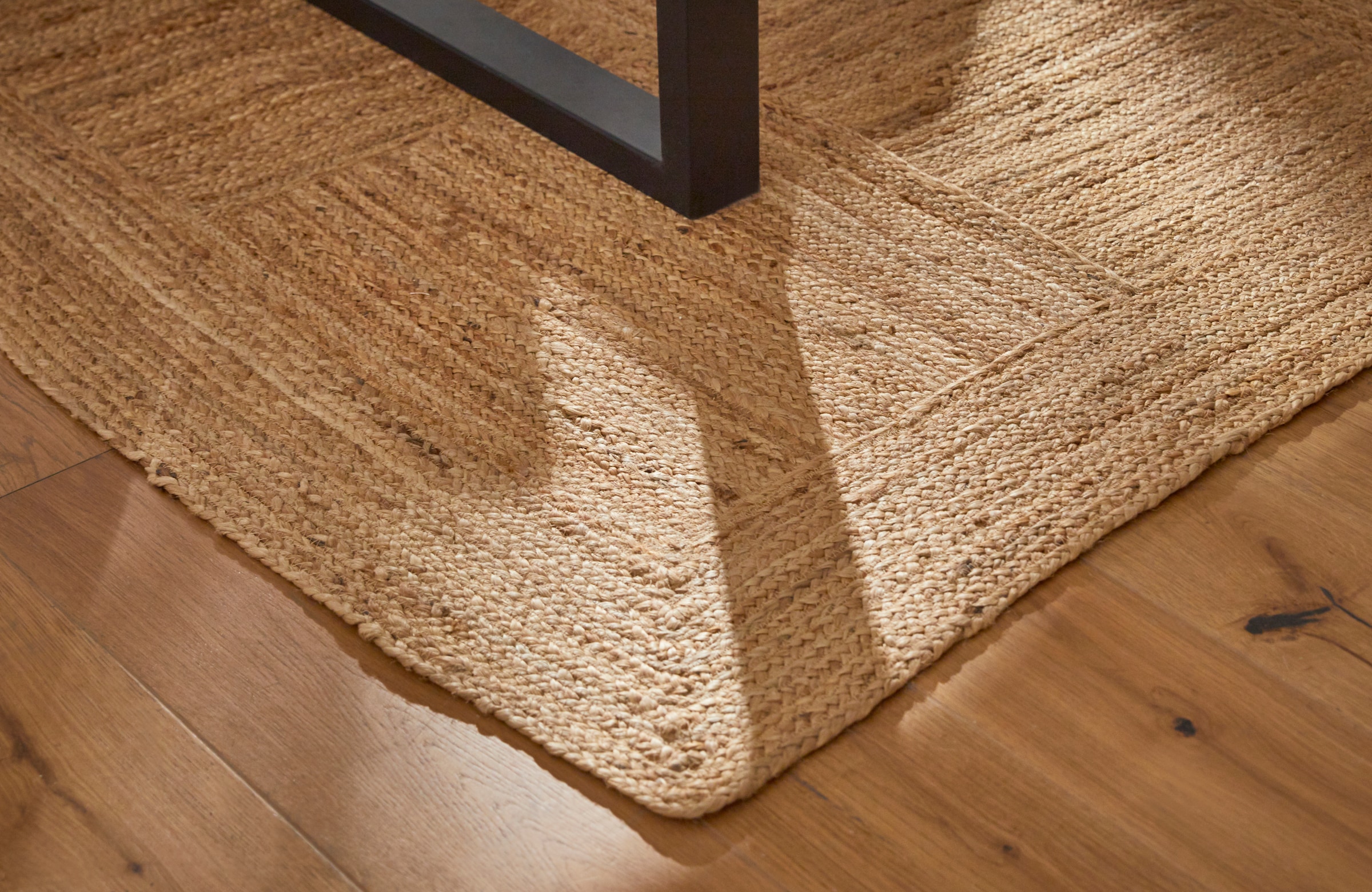 Guido Maria Kretschmer Home&Living Table de salle à manger »Sinaia« mit einer MDF folierten Marmor-Optik Tischplatte, U-Gestell aus Metall