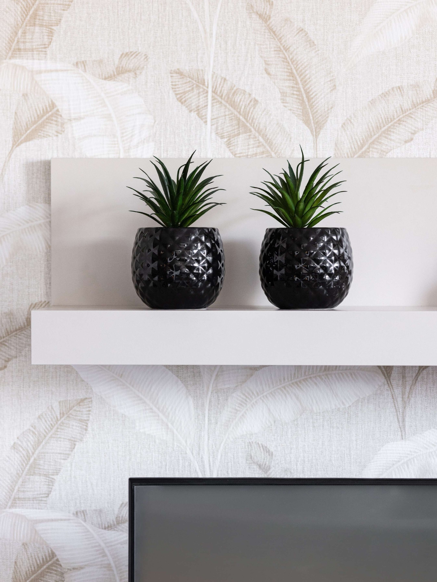 Home affaire Wandregal »Warwick, Schwebendes Regal, Wandkonsole, Wandboard« Ablageboden, Wandmontiert,  Gesamtbreite 137,5 cm, Heissfolienprägung