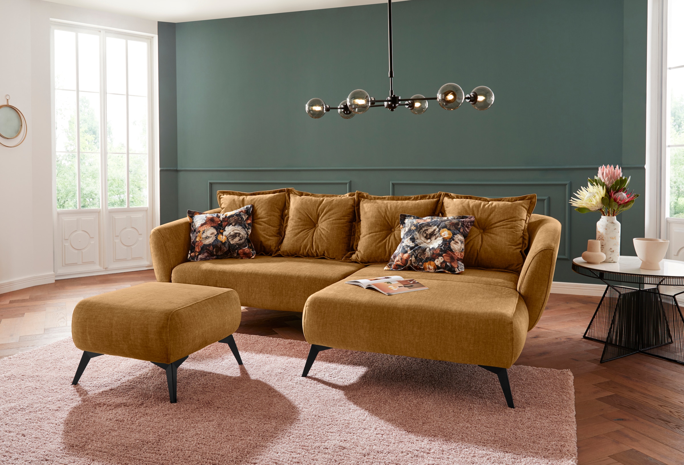 Home affaire Ecksofa »Baggio romantische Polsterecke, bequem,  Breite 277 cm, L-Form« Zierkissen inklusive, schwarze Metallfüsse