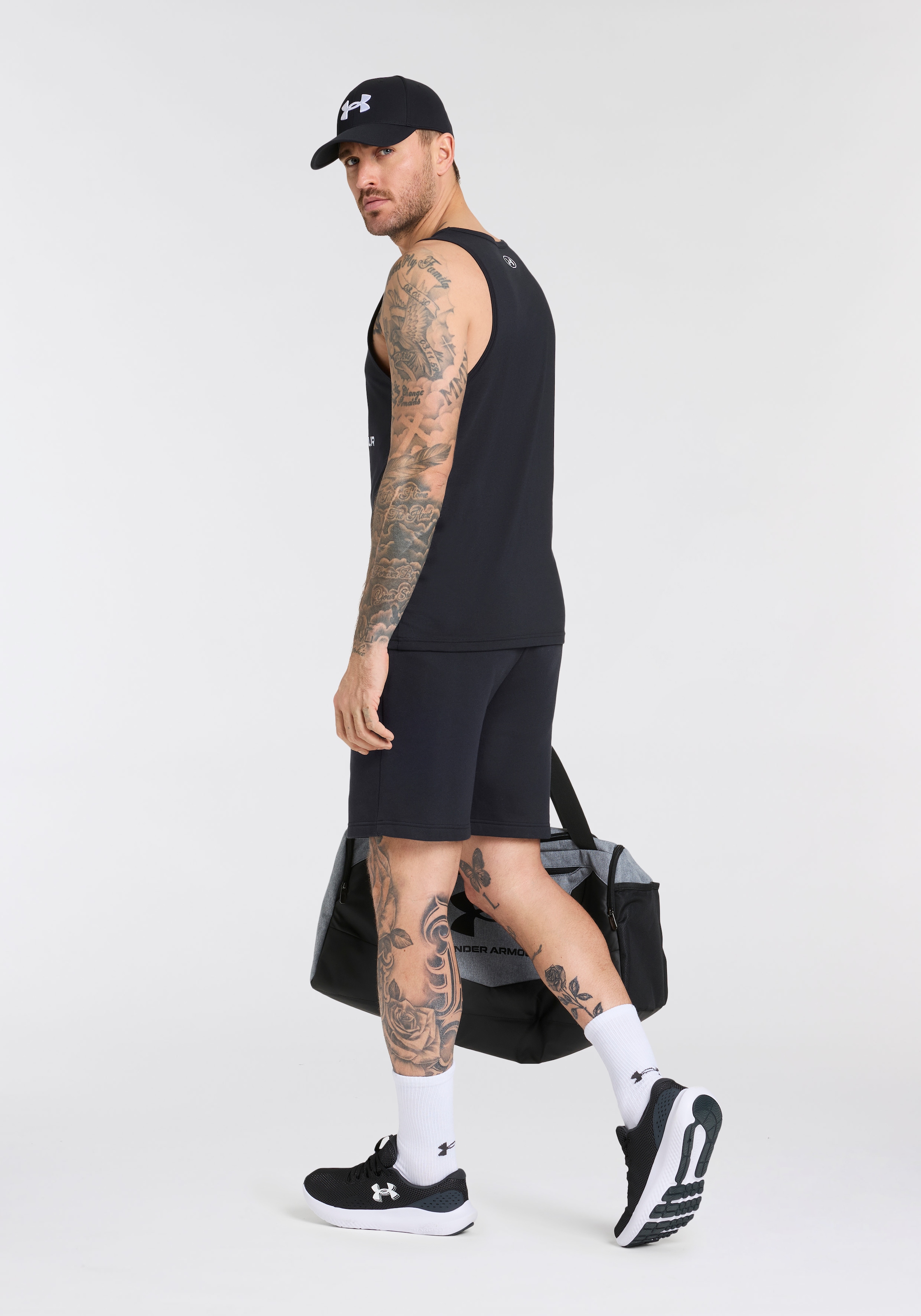 Under Armour® Tennissocken »Unisex UA Performance Tech-Crew-Socken im 3er-Pack«, (3 Paar)