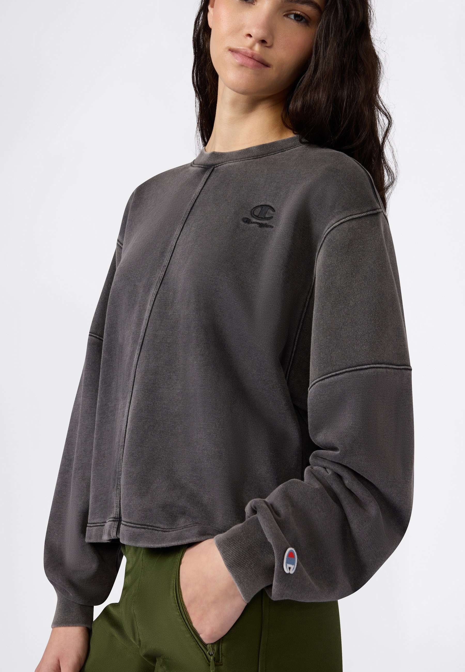 Champion Sweatshirt »ICONS WASH loose fit terry crewneck sweatshirt«, mit Rundhalsausschnitt, aus angerauter Sweatware, normale Länge
