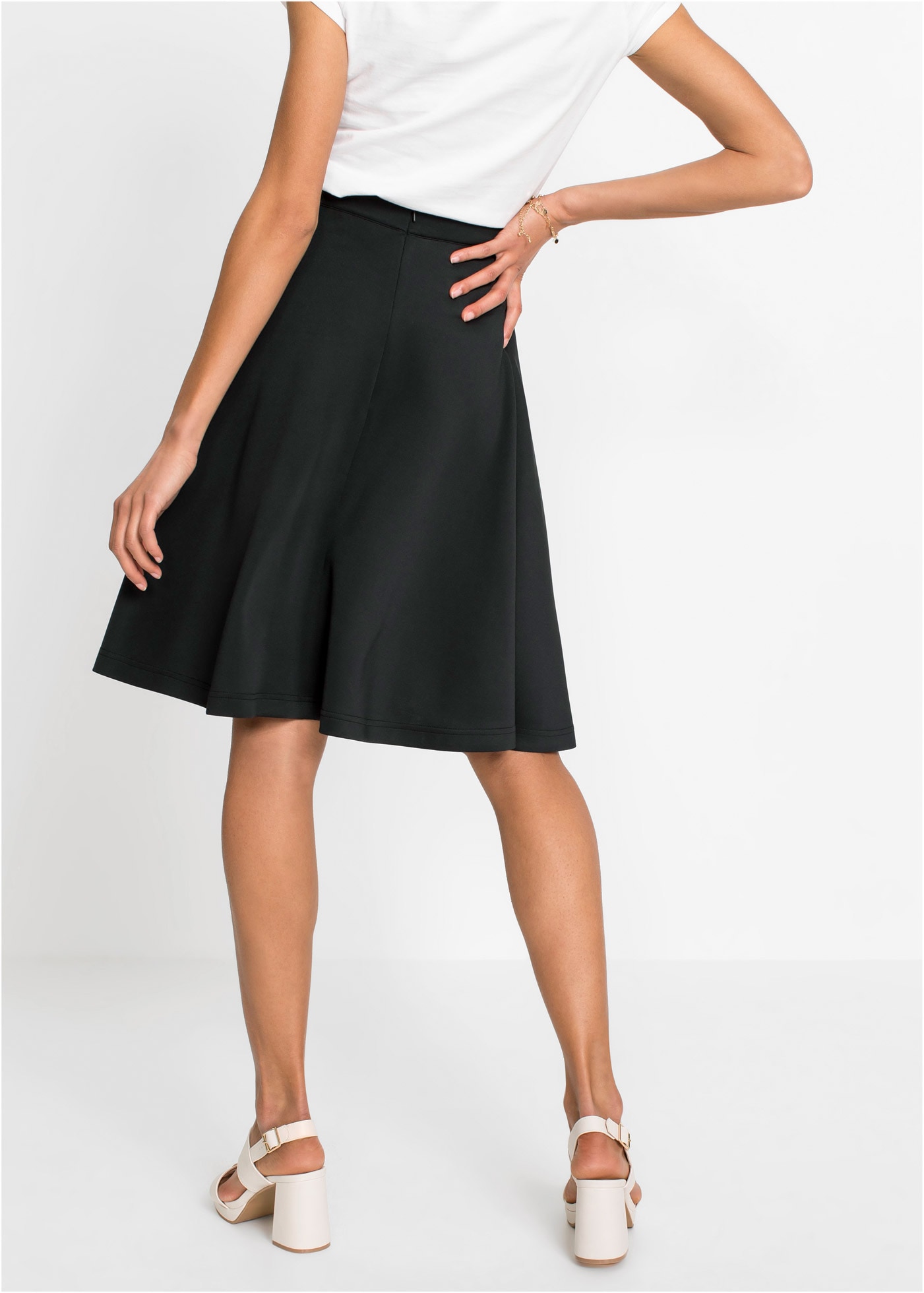bonprix Jupe d'été 1 en polyester et élasthanne, coupe évasée, style élégant