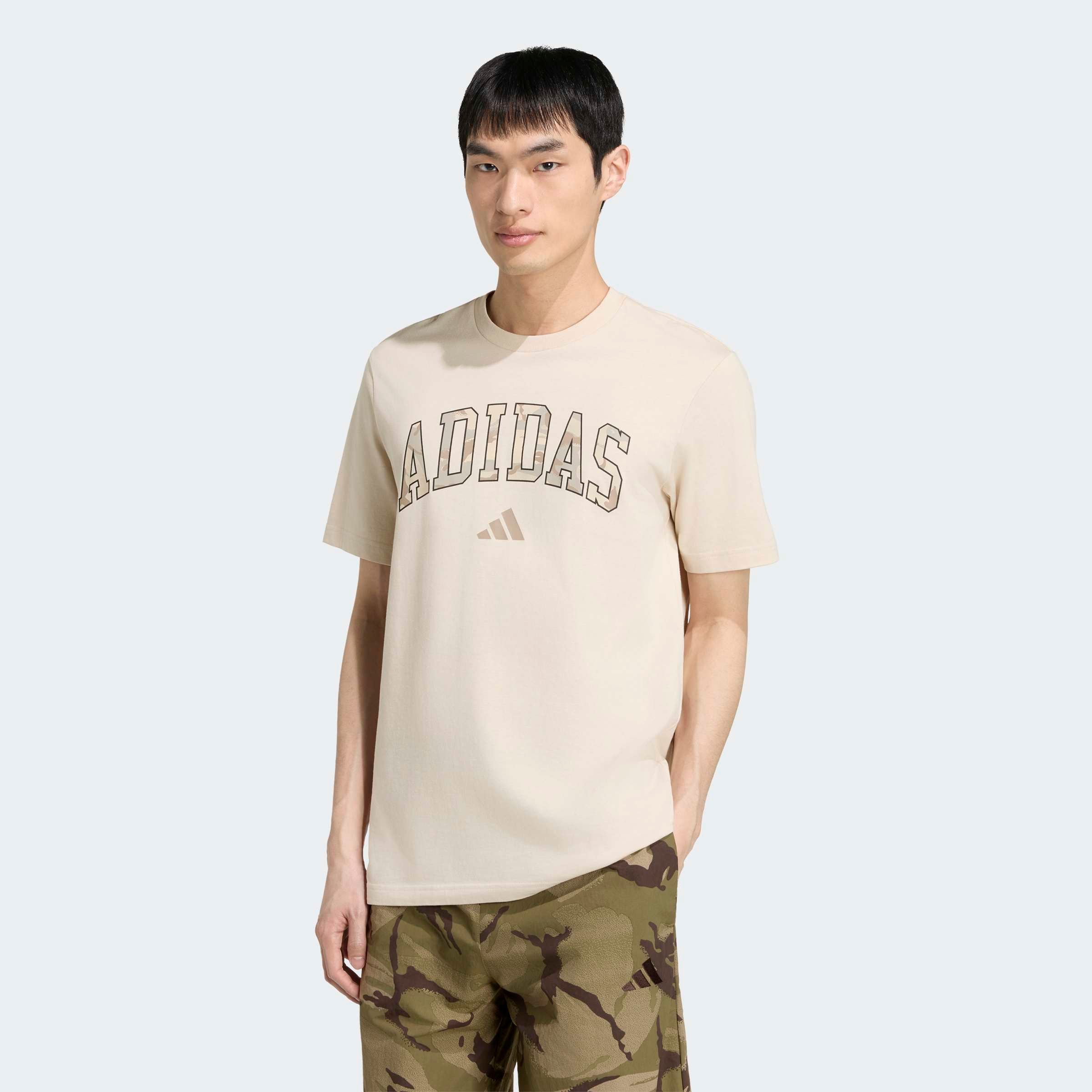 Image of adidas Sportswear T-Shirt "CAMO SCRIPT GRAPHIC" für Erwachsene, sportlicher Stil, ohne Verschluss, Basic-Design