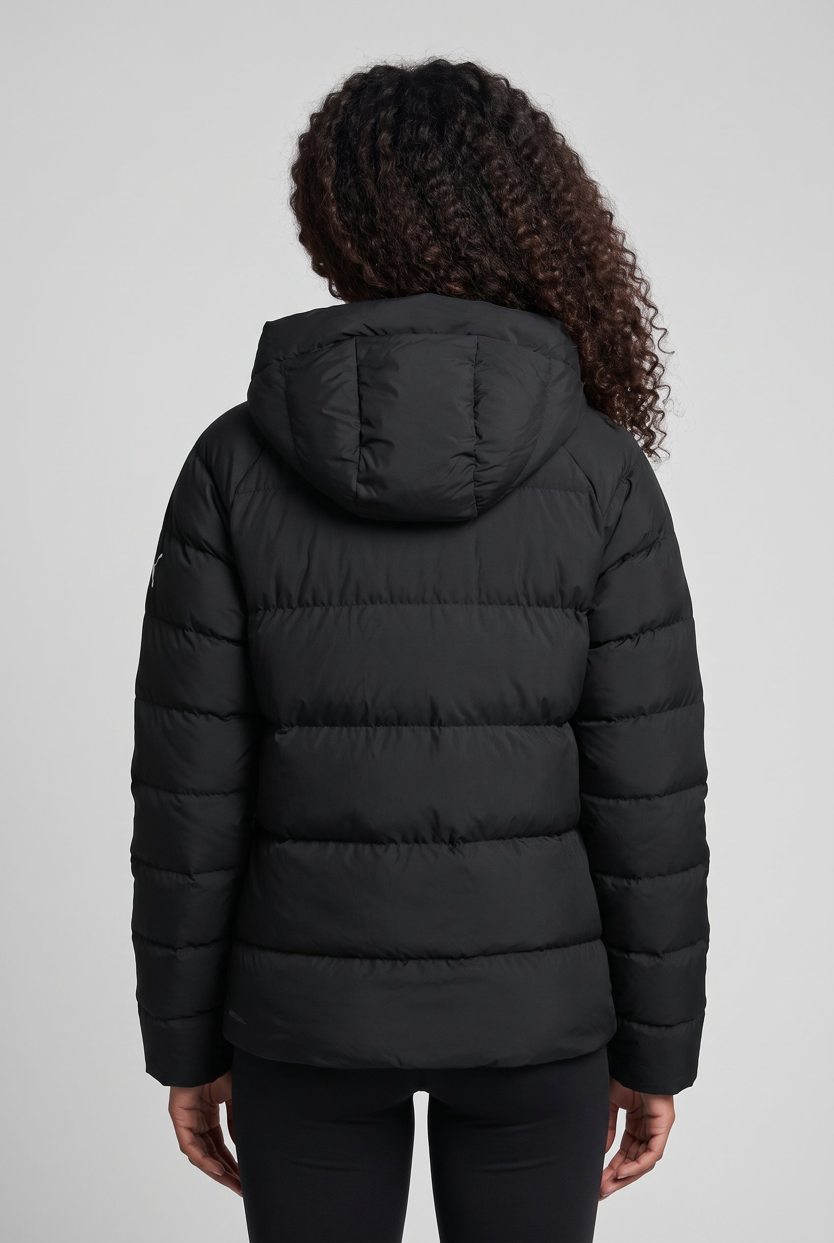 PUMA Veste d'hiver »MONO HOODED JACKET« avec capuche avec capuche douillette, déperlant
