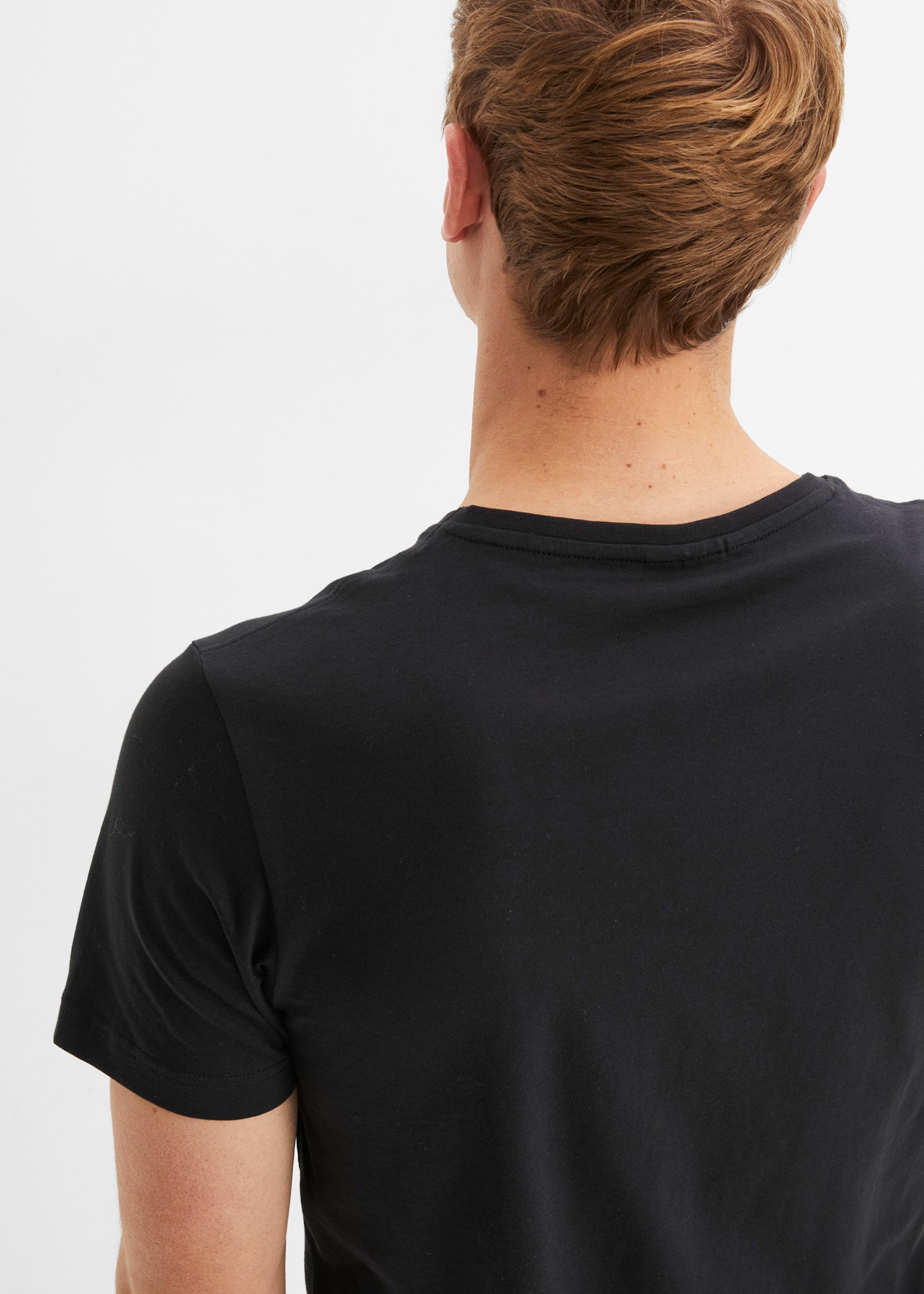 bonprix T-shirt »T-Shirt mit V-Ausschnitt (3er Pack)« Packung, 3 cuis Regular Fit, V-Ausschnitt, aus Baumwolle