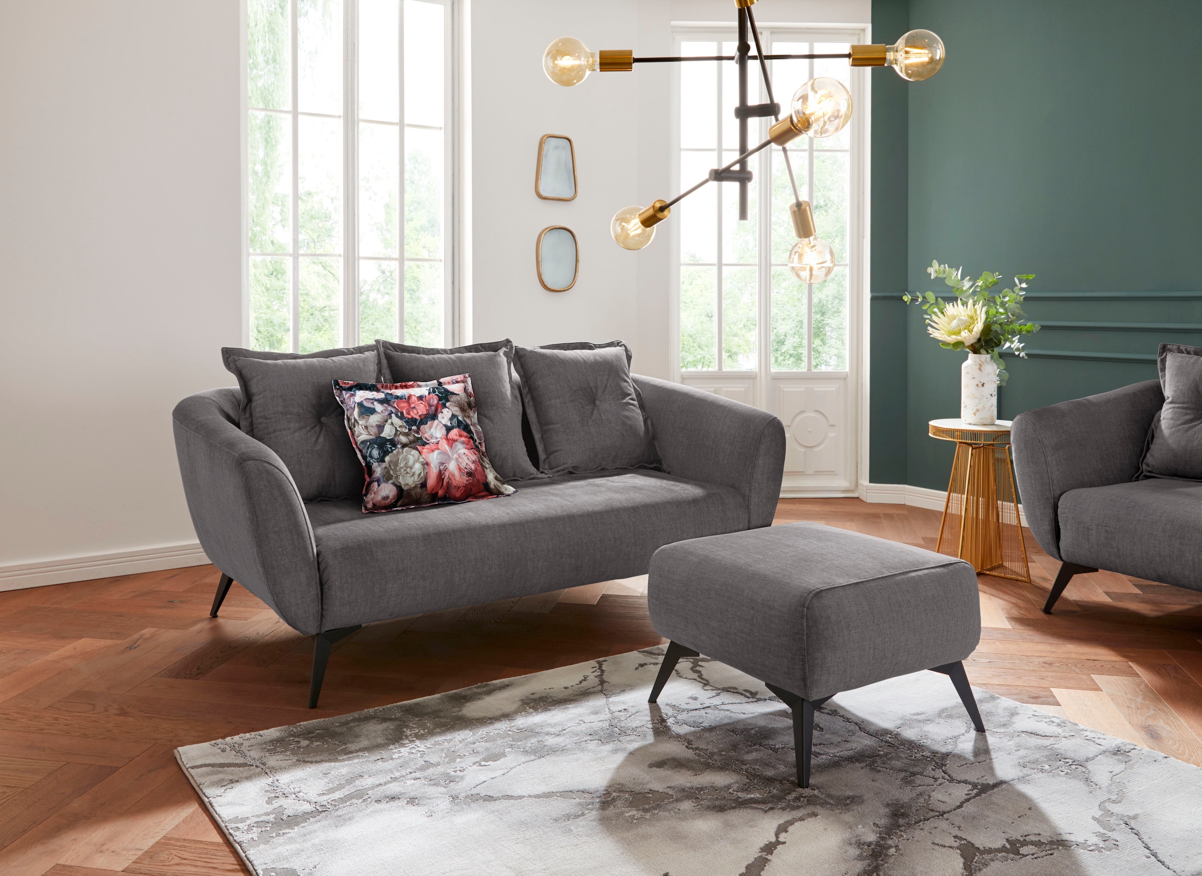 Image of Home affaire 2,5-Sitzer "Baggio, Breite 196 cm, modern romantisches Design" Zierkissen inklusive, Komfortsitzhöhe 45 cm, schwarze Metallfüsse
