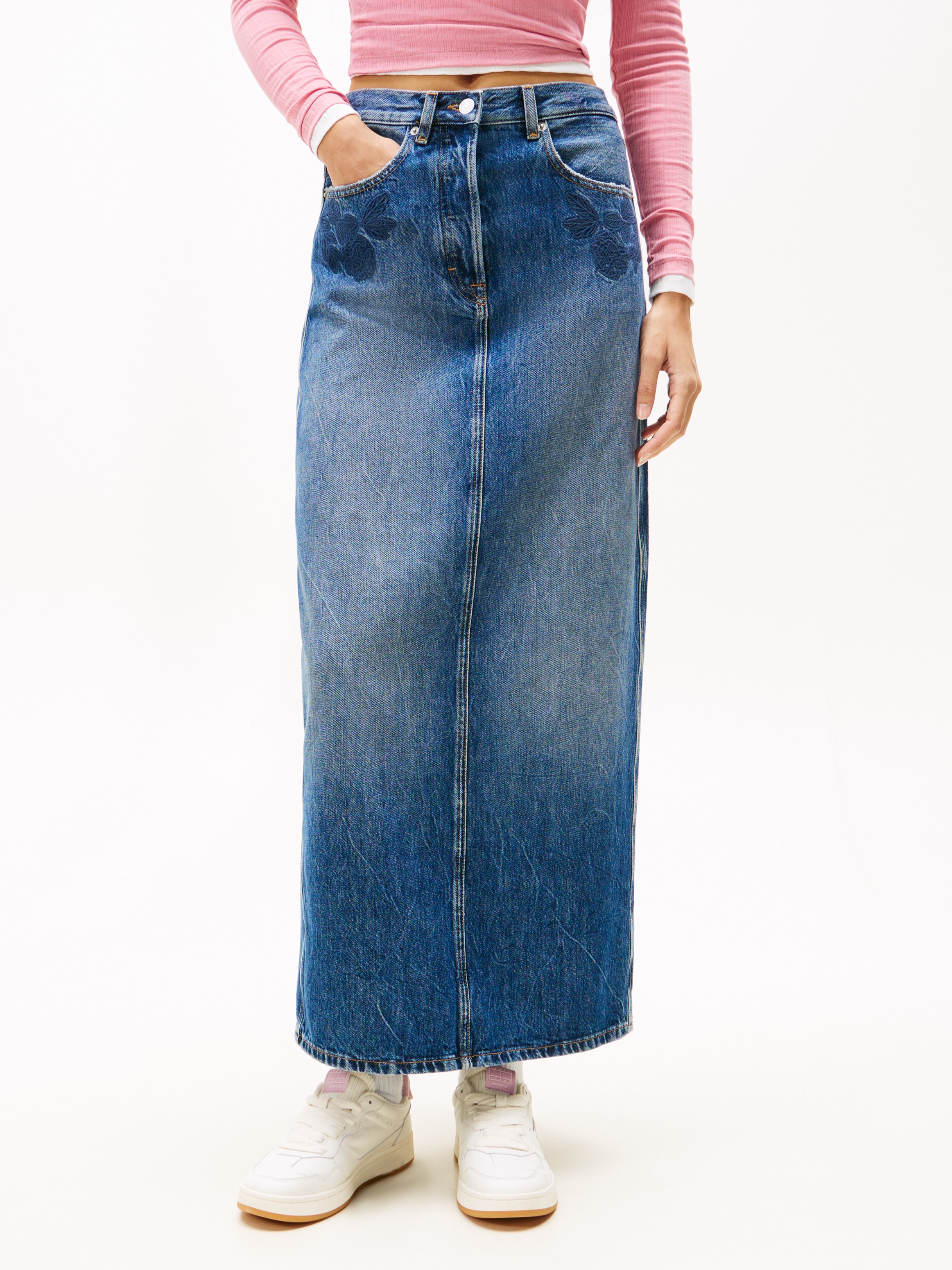 Image of Tommy Jeans Jeansrock "LAYLA MAXI SKIRT CBF DI2057" mit Stickerei