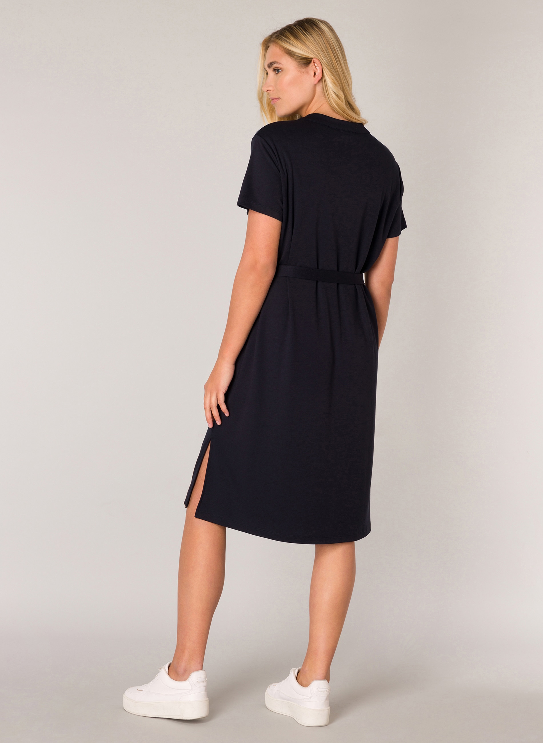 Base Level Sommerkleid »YEN«, mit Bindegürtel