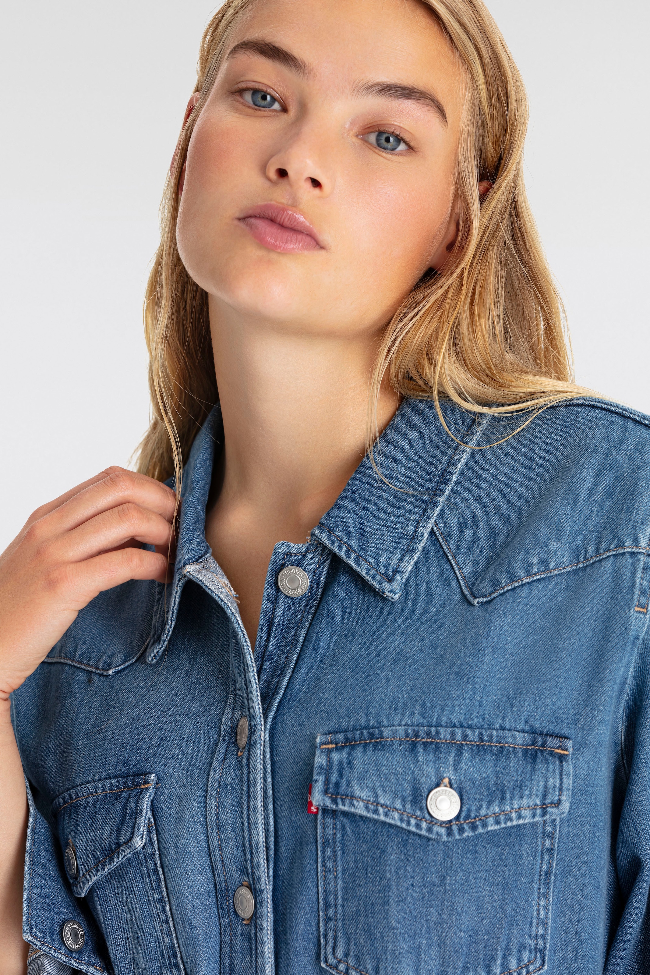 Levi's® Plus Jeanskleid, aus klassischem Baumwolldenim