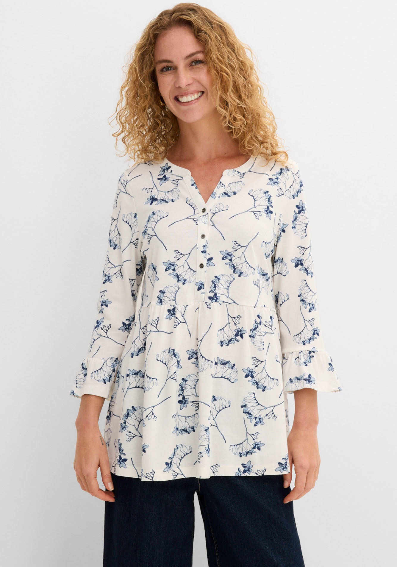 Image of bonprix Druckbluse ausgestellte Passform, 3/4-Ärmel, für Frühling und Sommer