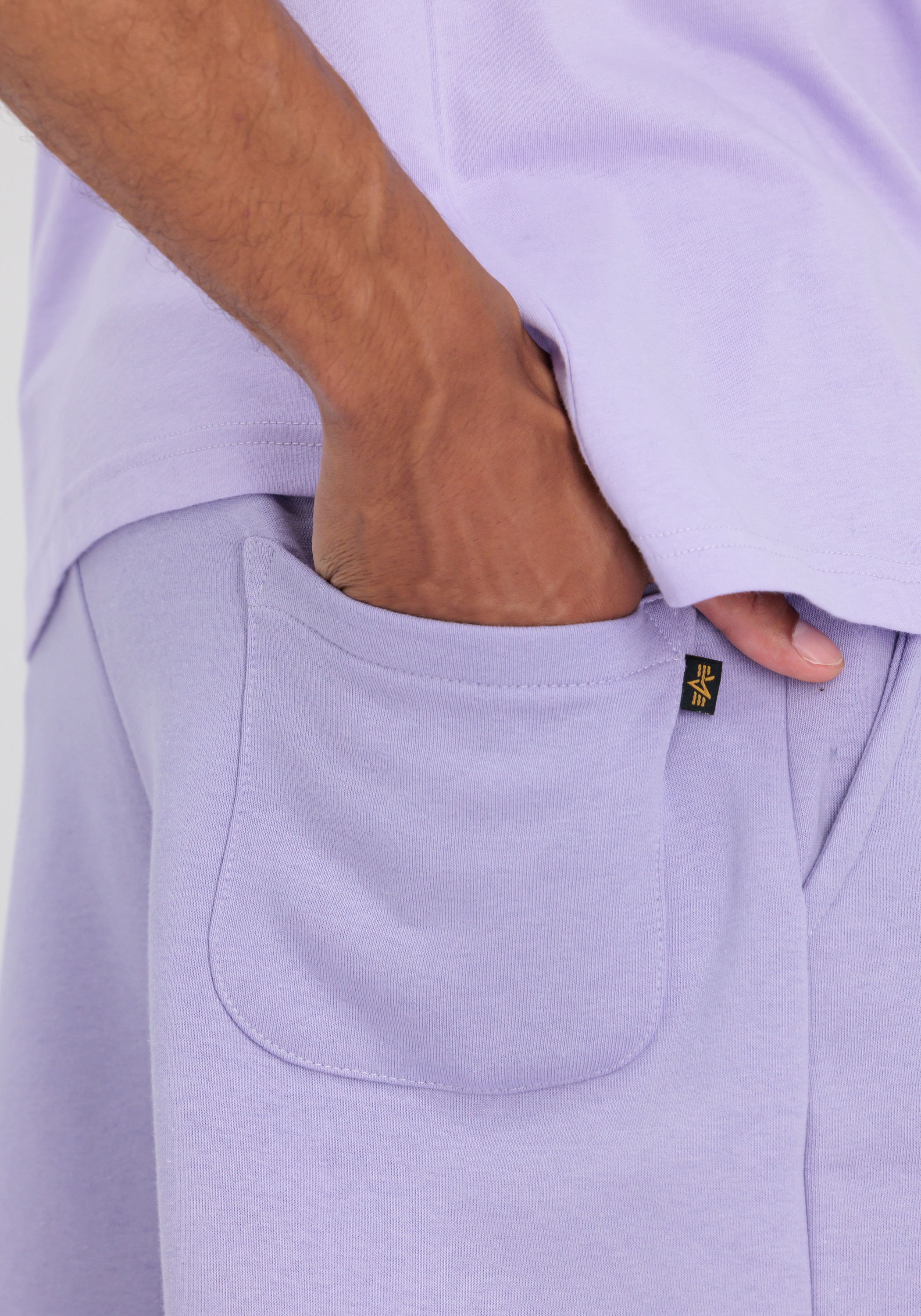 Alpha Industries Sweatshorts »Alpha Industries Men - Shorts Unisex EMB Short«