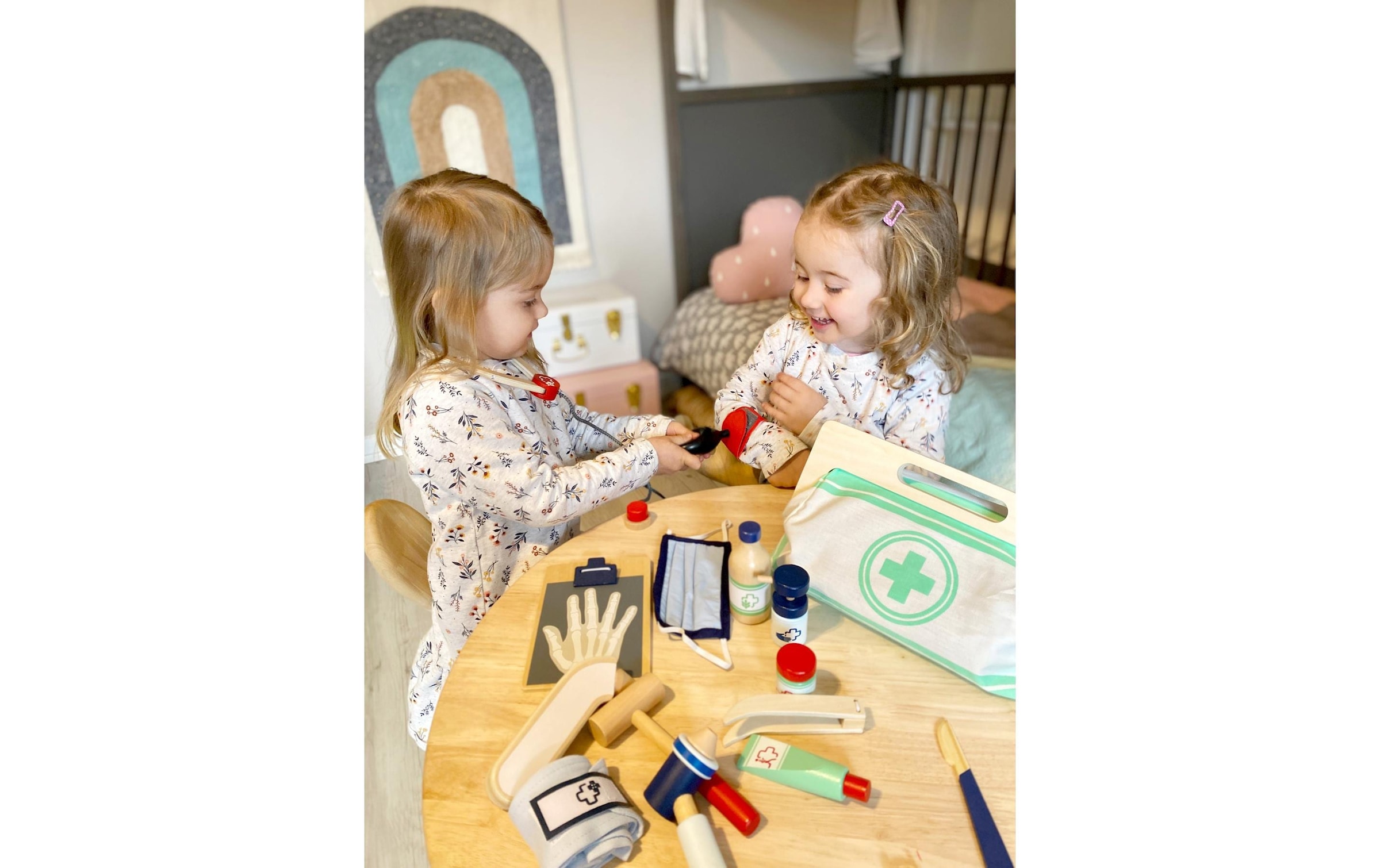 Small Foot Spielzeug-Arztkoffer