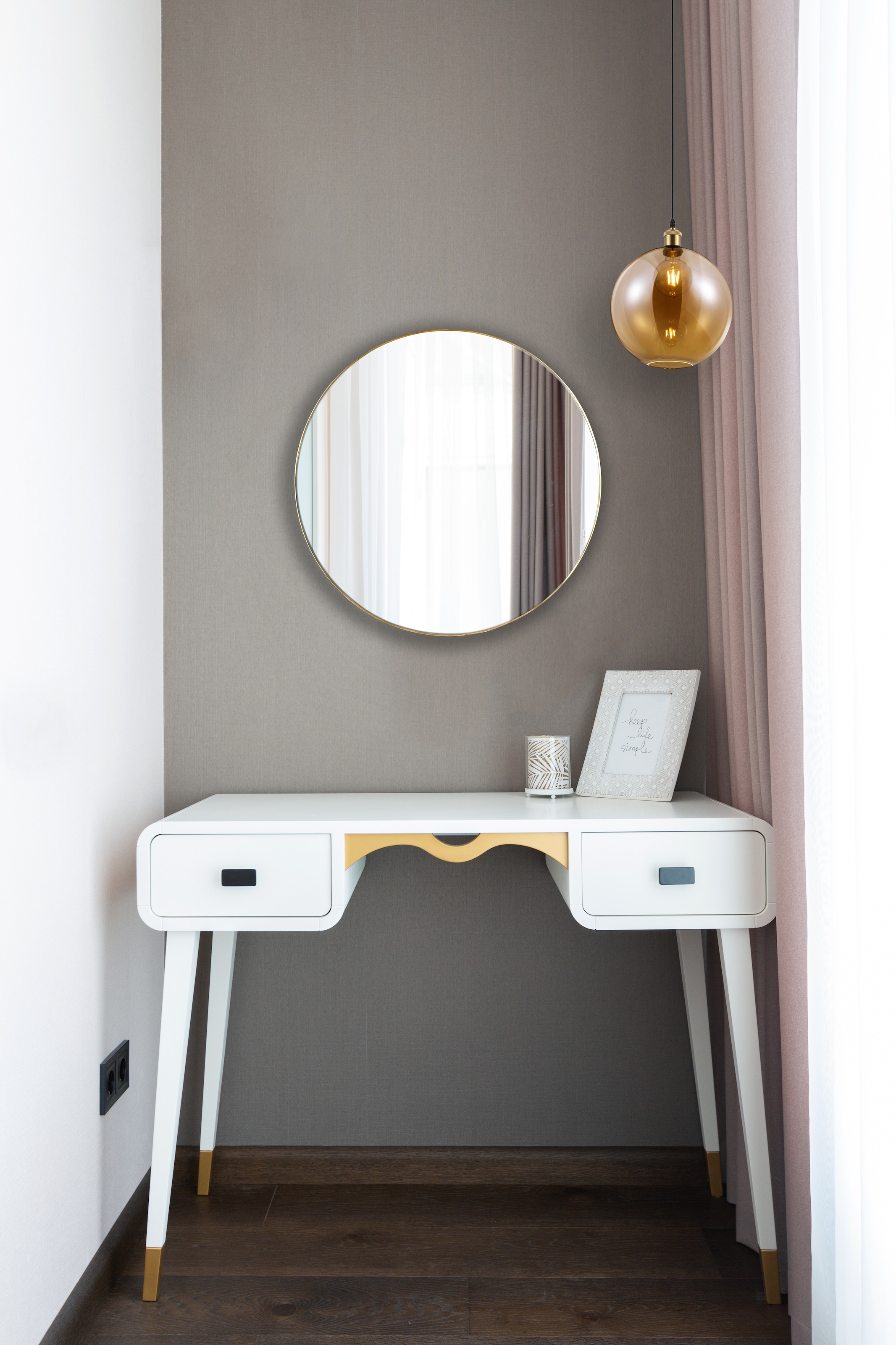 Image of MIRRORS AND MORE Dekospiegel "Mila" Wandspiegel, rund, Ø 50 cm, lackiertes Metall