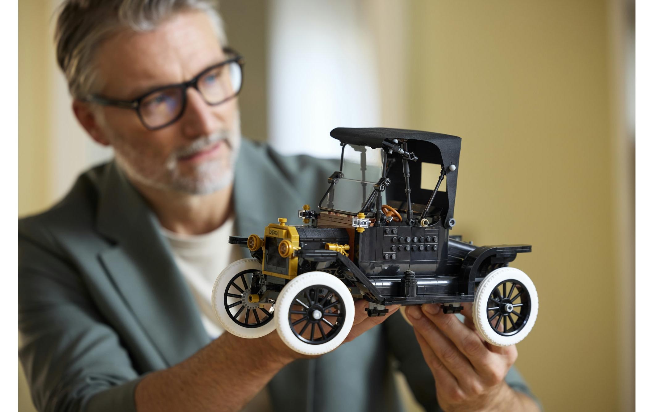 LEGO® Konstruktionsspielsteine »Ford Model T (11376), LEGO Icons«