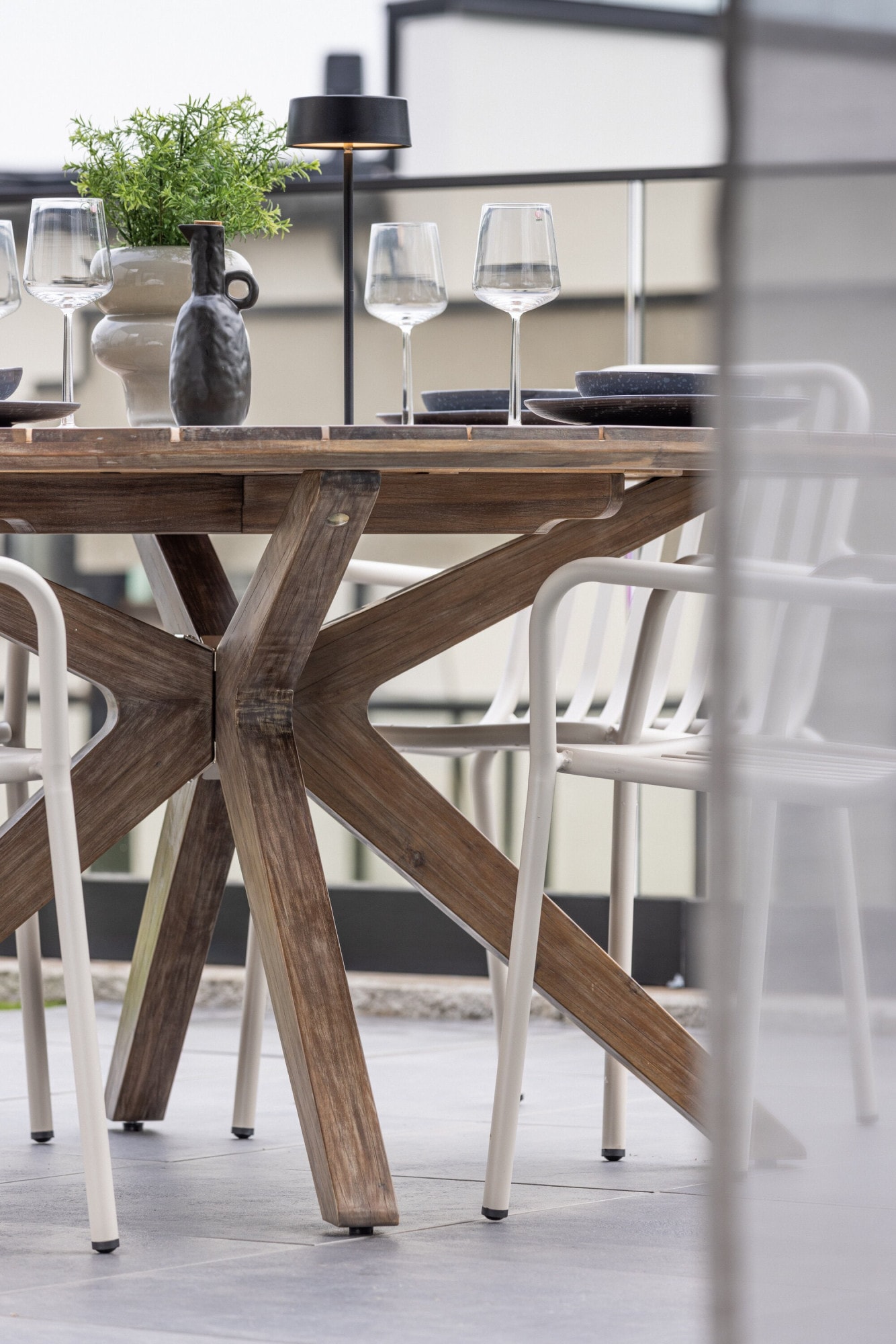 Venture Home Gartentisch »Rosario, runde Esstafel für den Aussenbereich« Outdoortisch rund, Metallgestell, pflegeleicht