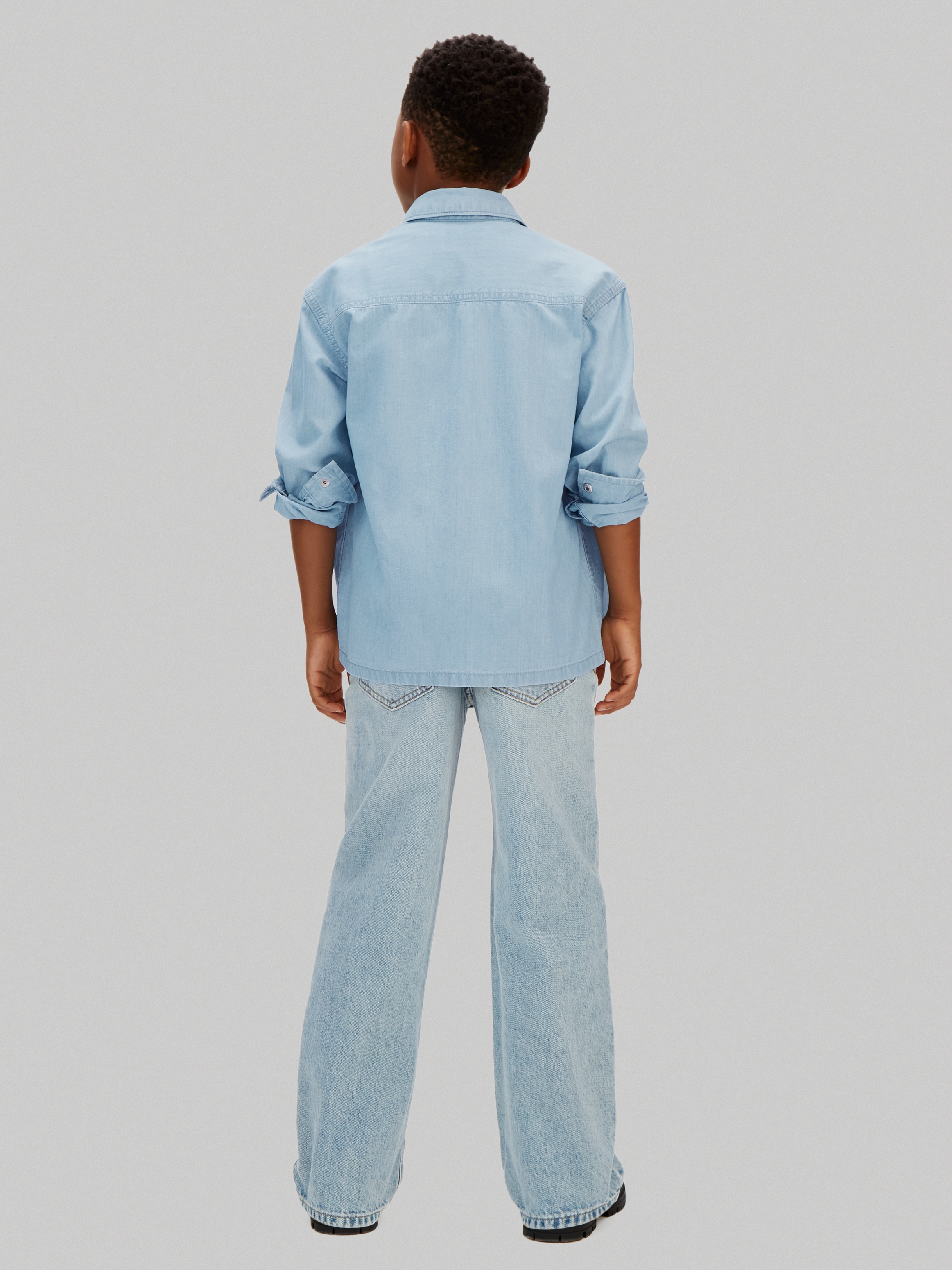 Calvin Klein Jeans Chemise en jean »CHAMBRAY WOVEN« coupe Regular pour enfants avec poche poitrine