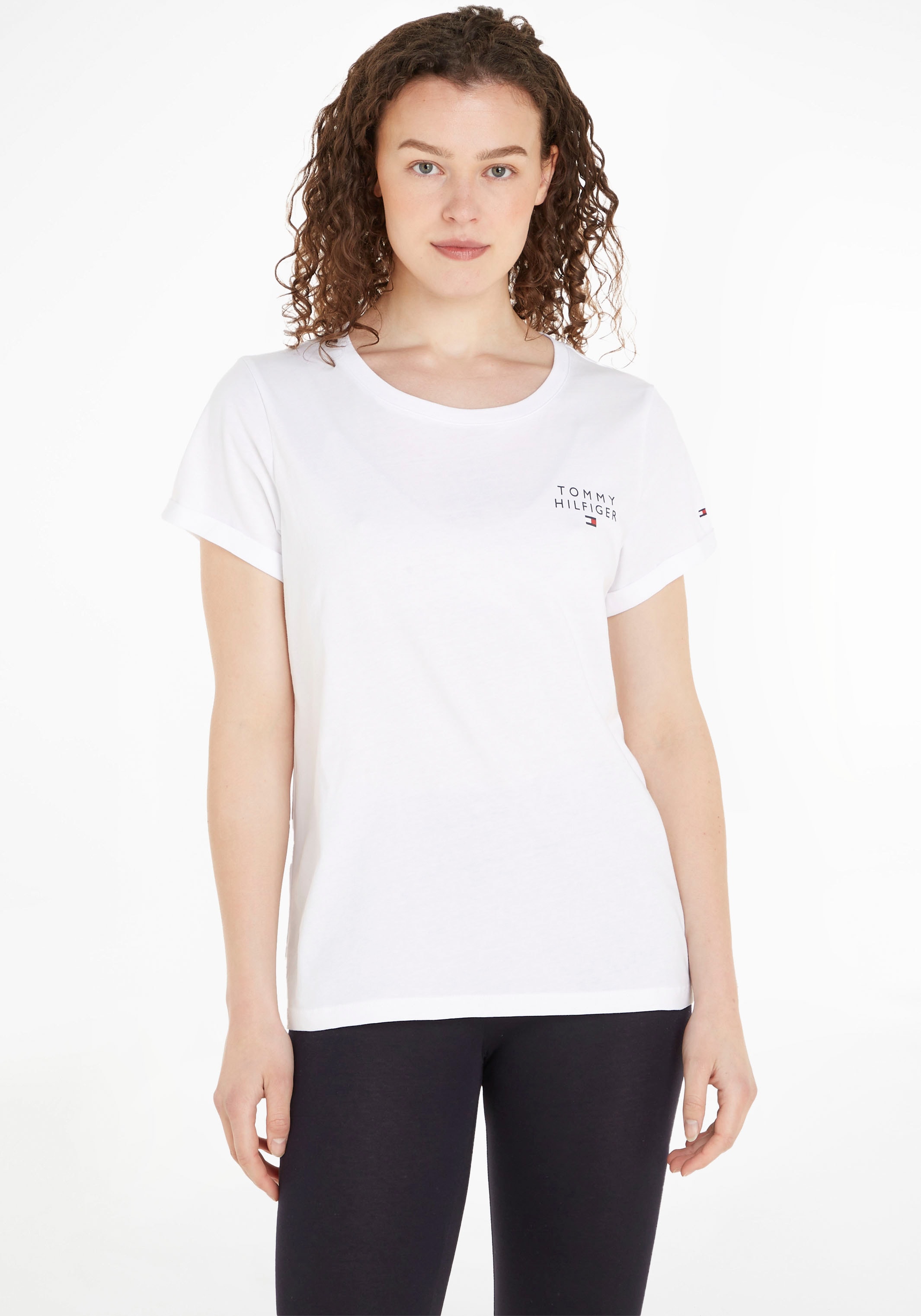 T-Shirt »SHORT SLEEVE T-SHIRT«, mit Tommy Hilfiger Markenlabel