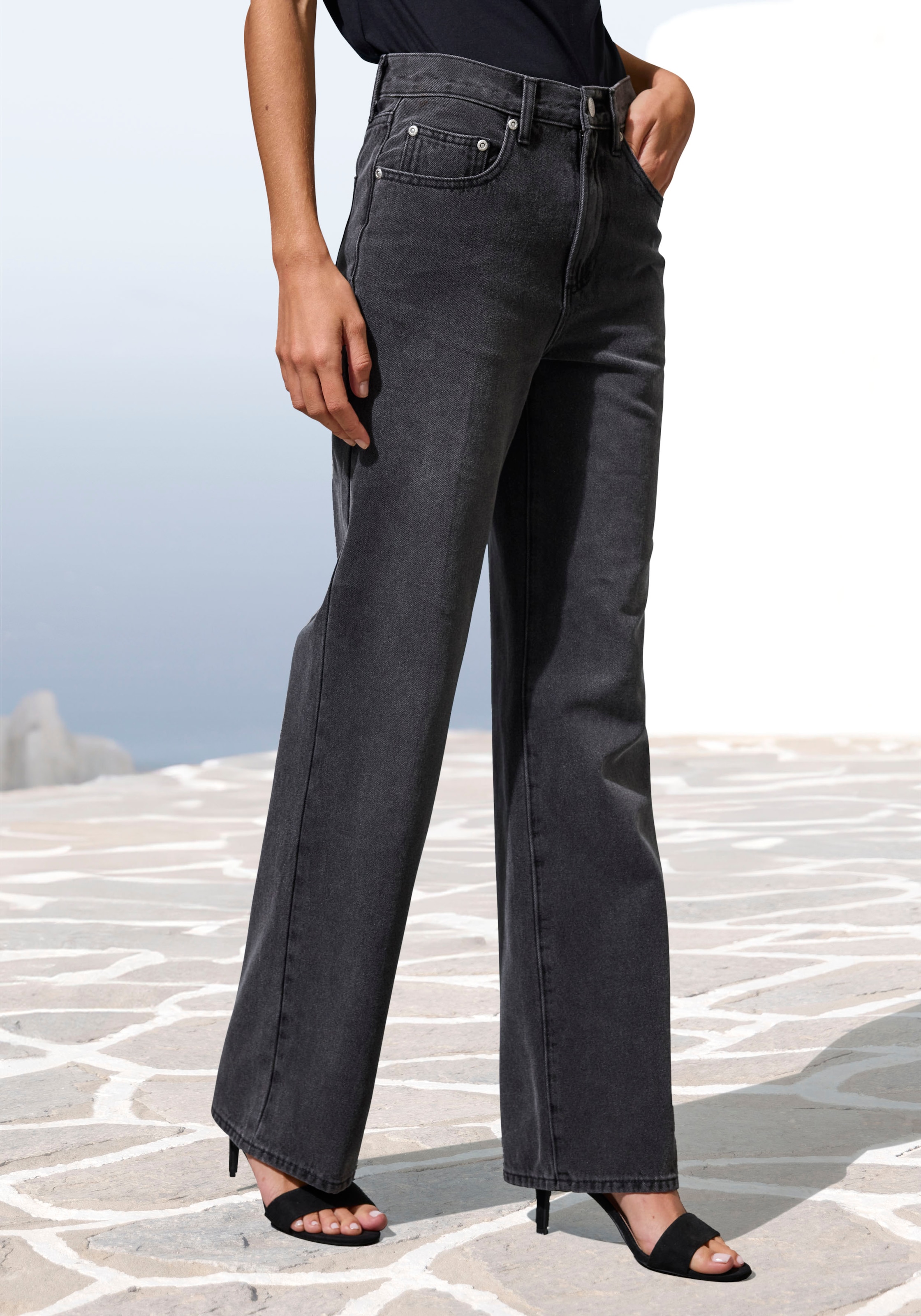 LASCANA Weite Jeans, mit hohem Bund und 5-Pocket-Style, Wide-Leg Jeans