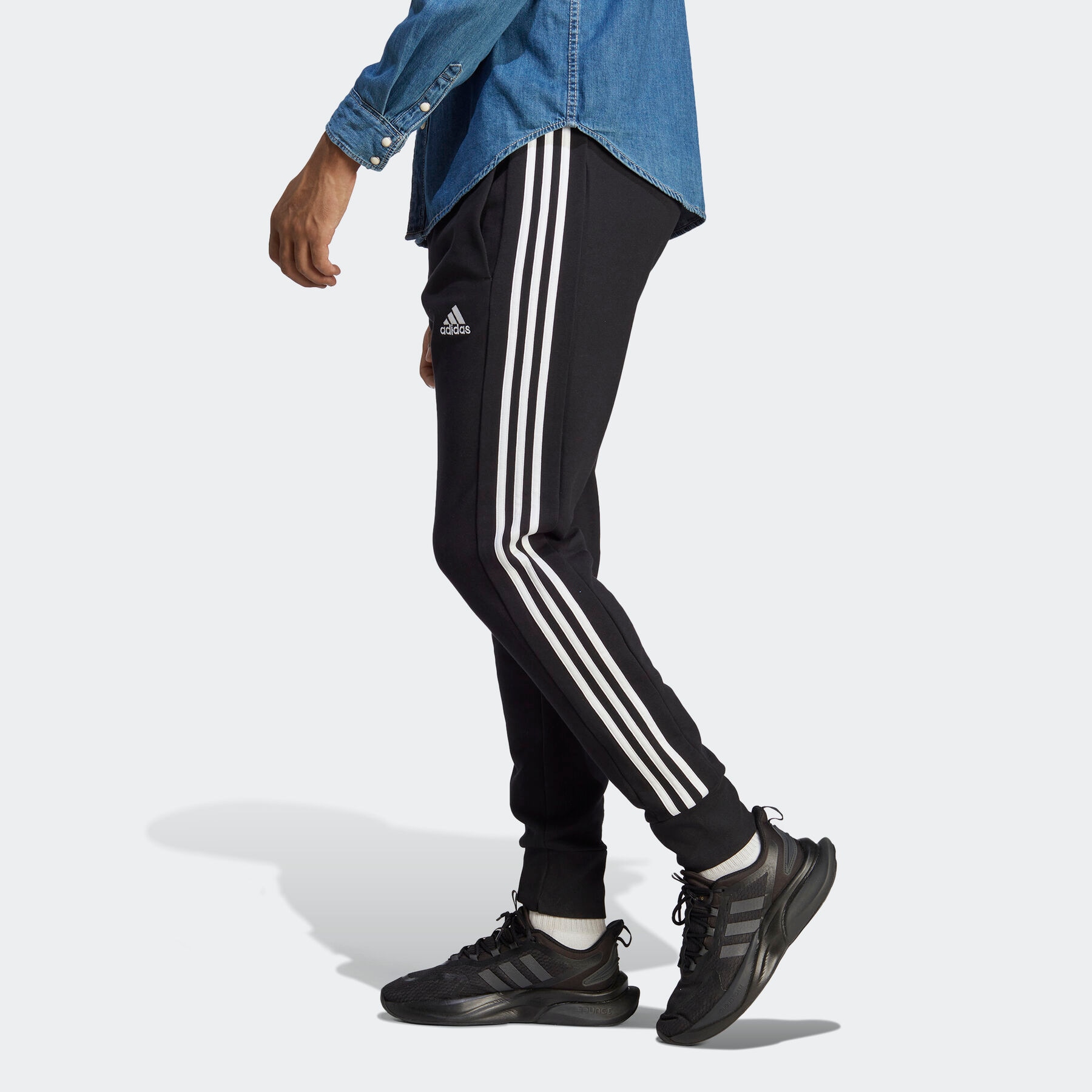 adidas Sportswear Sporthose »ESSENTIALS FRENCH TERRY TAPERED CUFF 3STREIFEN HOSE«, (1 tlg.)