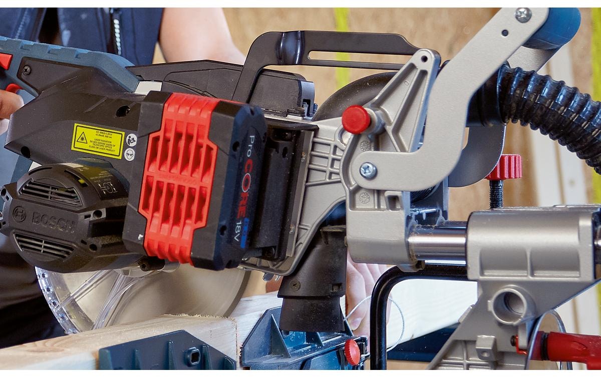 Bosch Professional Kappsäge »Akku-Kappsäge GC«