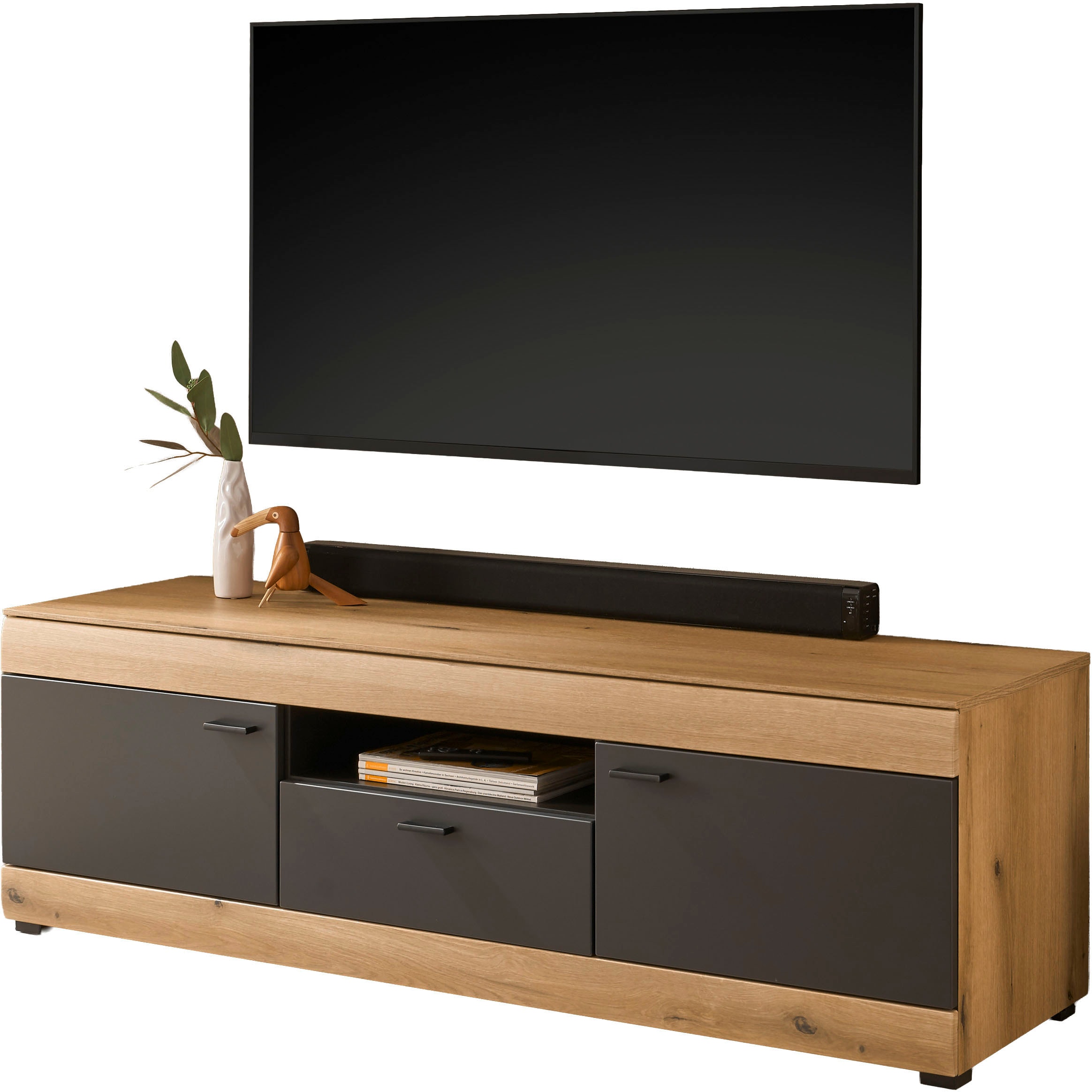 Home affaire Table basse »Soleto, moderner TV-Schrank, Kommode, TV-Unterschrank« zeitlos, schwarze Griffe aus Metall, ausreichend Stauraum