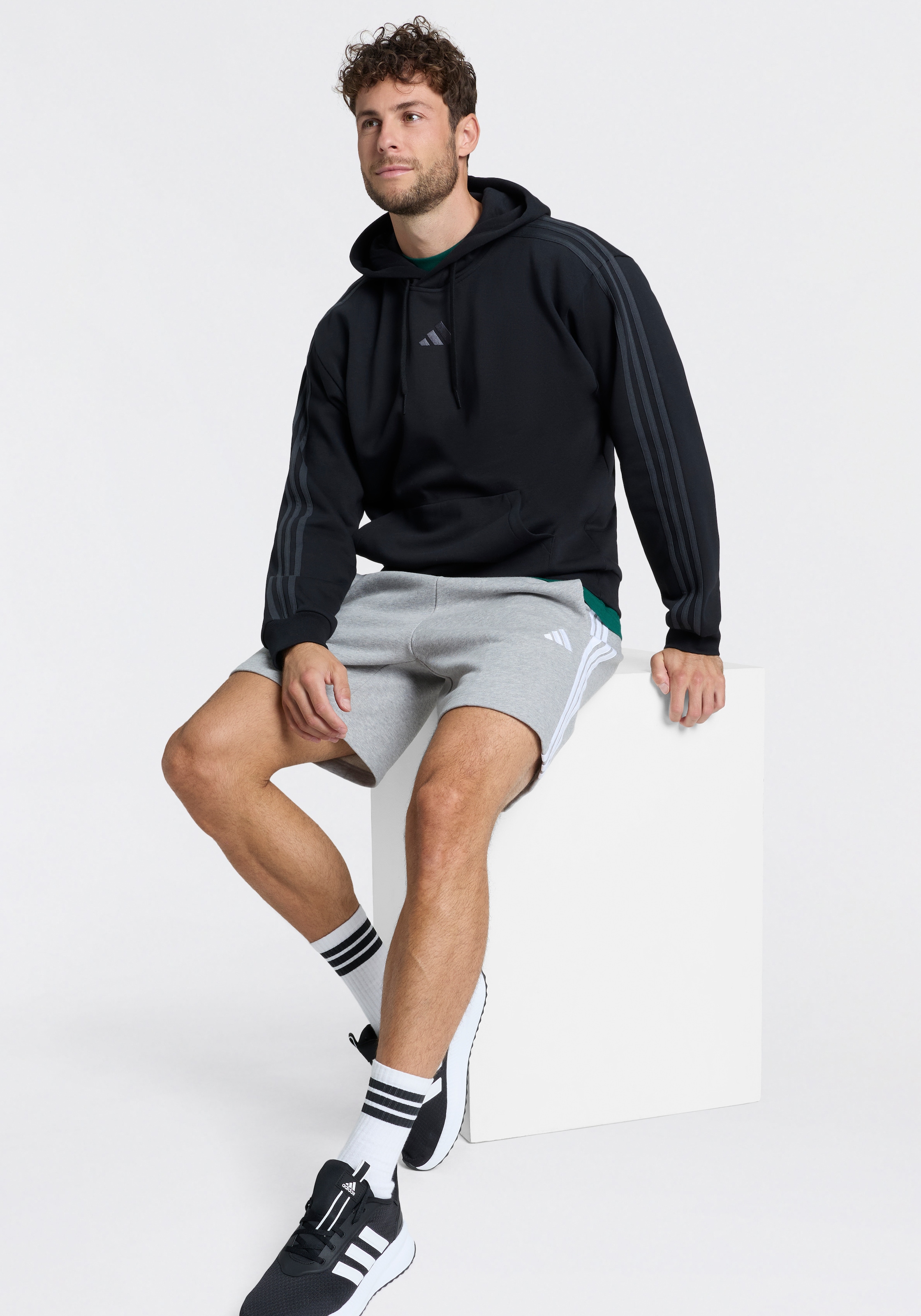 adidas Sportswear Sweat à capuche »ESSENTIALS 3-STREIFEN FLEECE-HOODIE«
