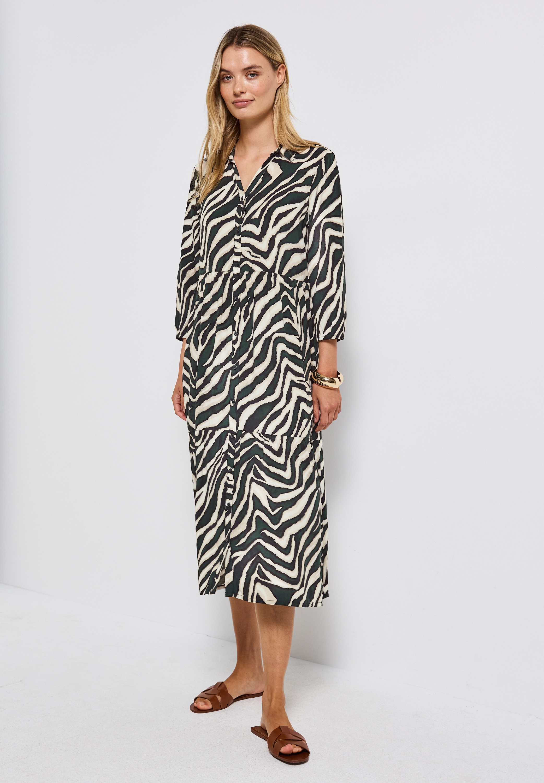 Image of STREET ONE Volantkleid Ohne Taschen Sommerkleid 3/4-Arm und gemustert