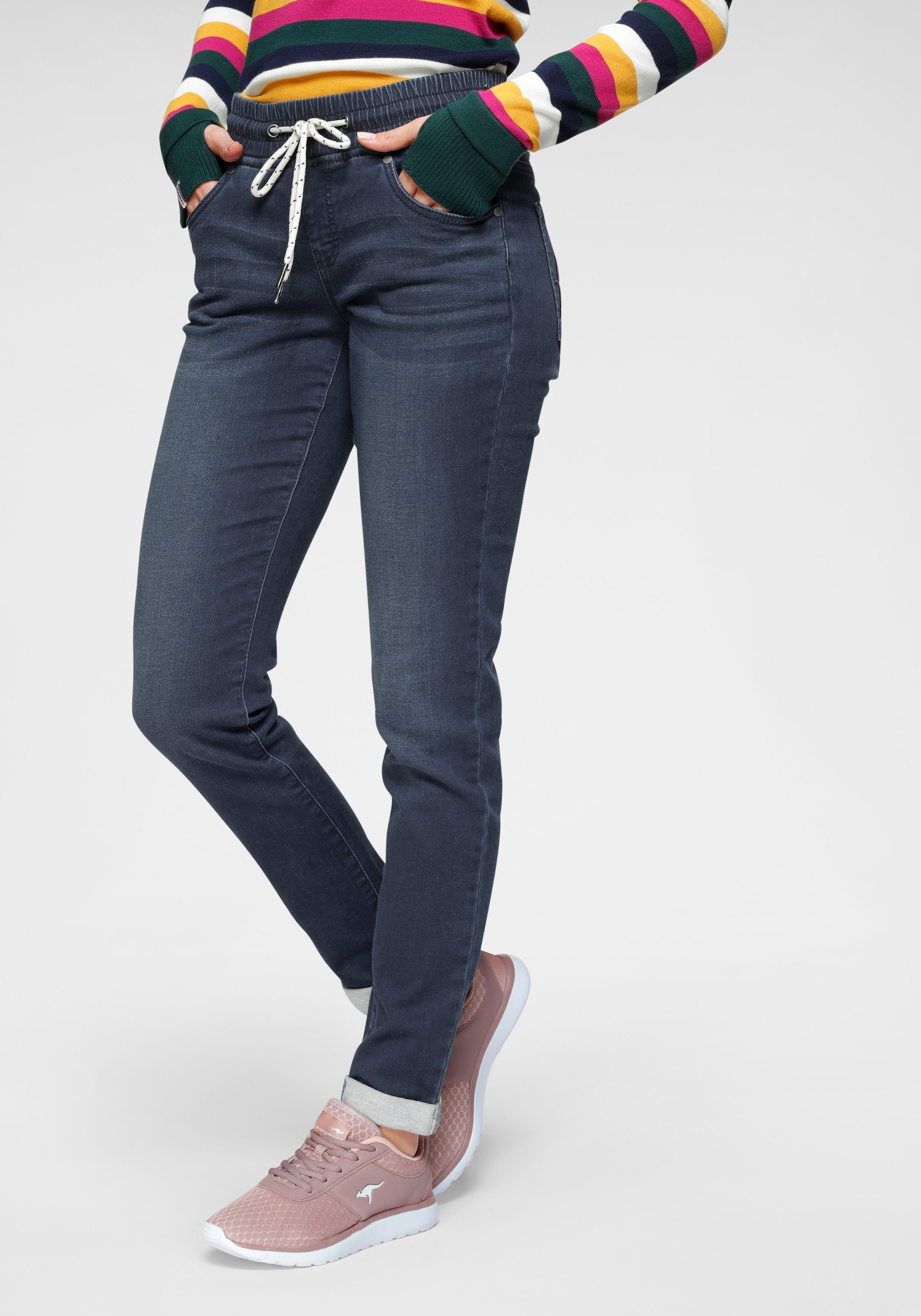 Bequeme Jeans, elastische Passform, gerade Beinform