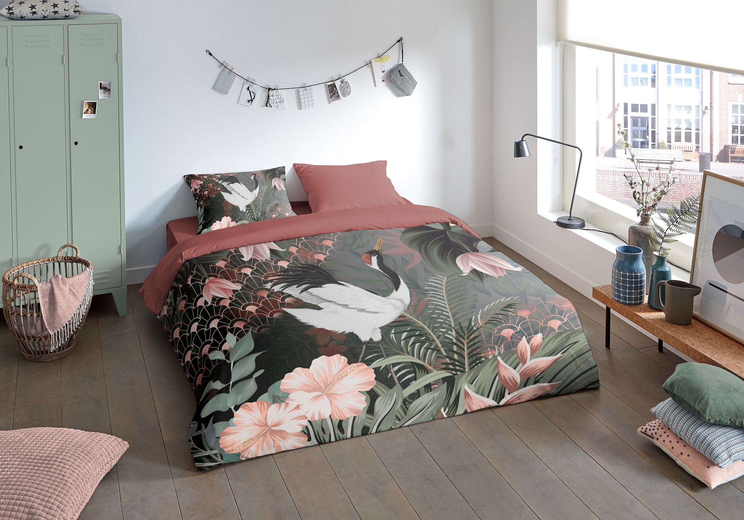 PURE luxury collection Wendebettwäsche »Anna«, Mikrofaser, 135x200, Pflegeleicht, Reissverschluss, Wendeoptik, Blumen