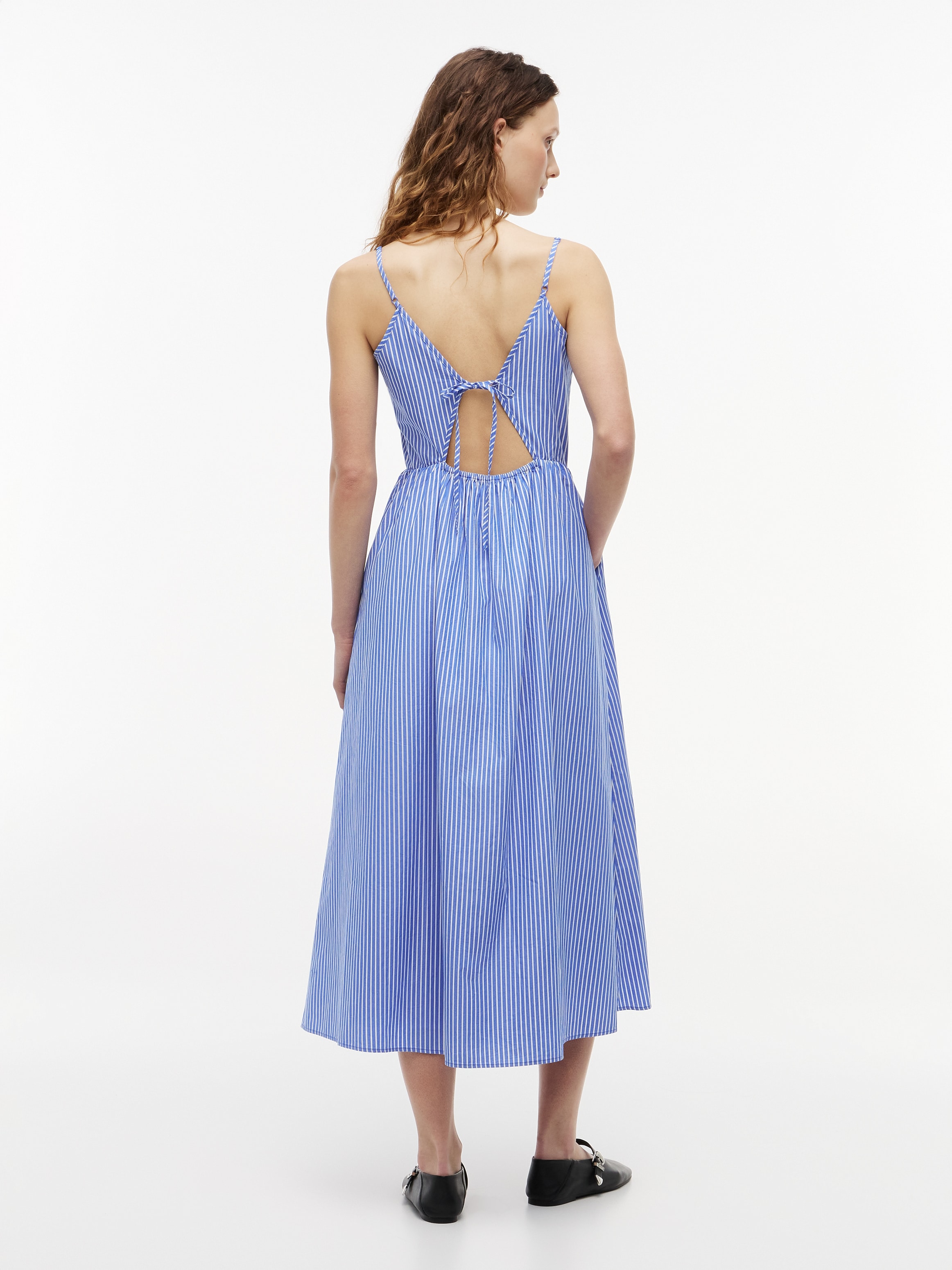 Tommy Jeans Trägerkleid »TJW POPLIN STRAP MAXI DRESS EXT« Baumwolle, schmale Träger