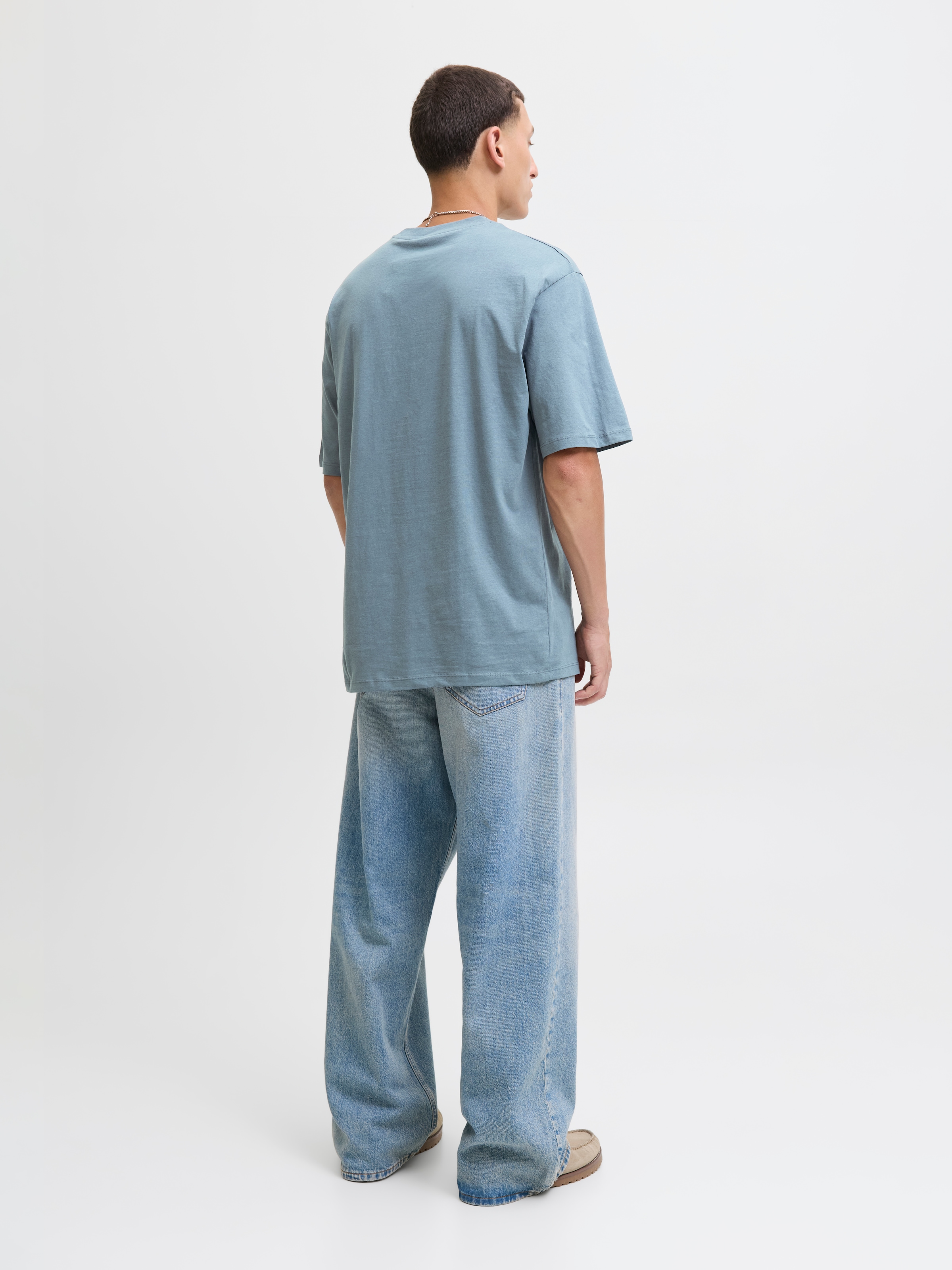 Jack & Jones Oversize-Shirt »JJEBRADLEY Oversize T-Shirt mit klassischem Rundhalsausschnitt«, mit gekämmten Jersey