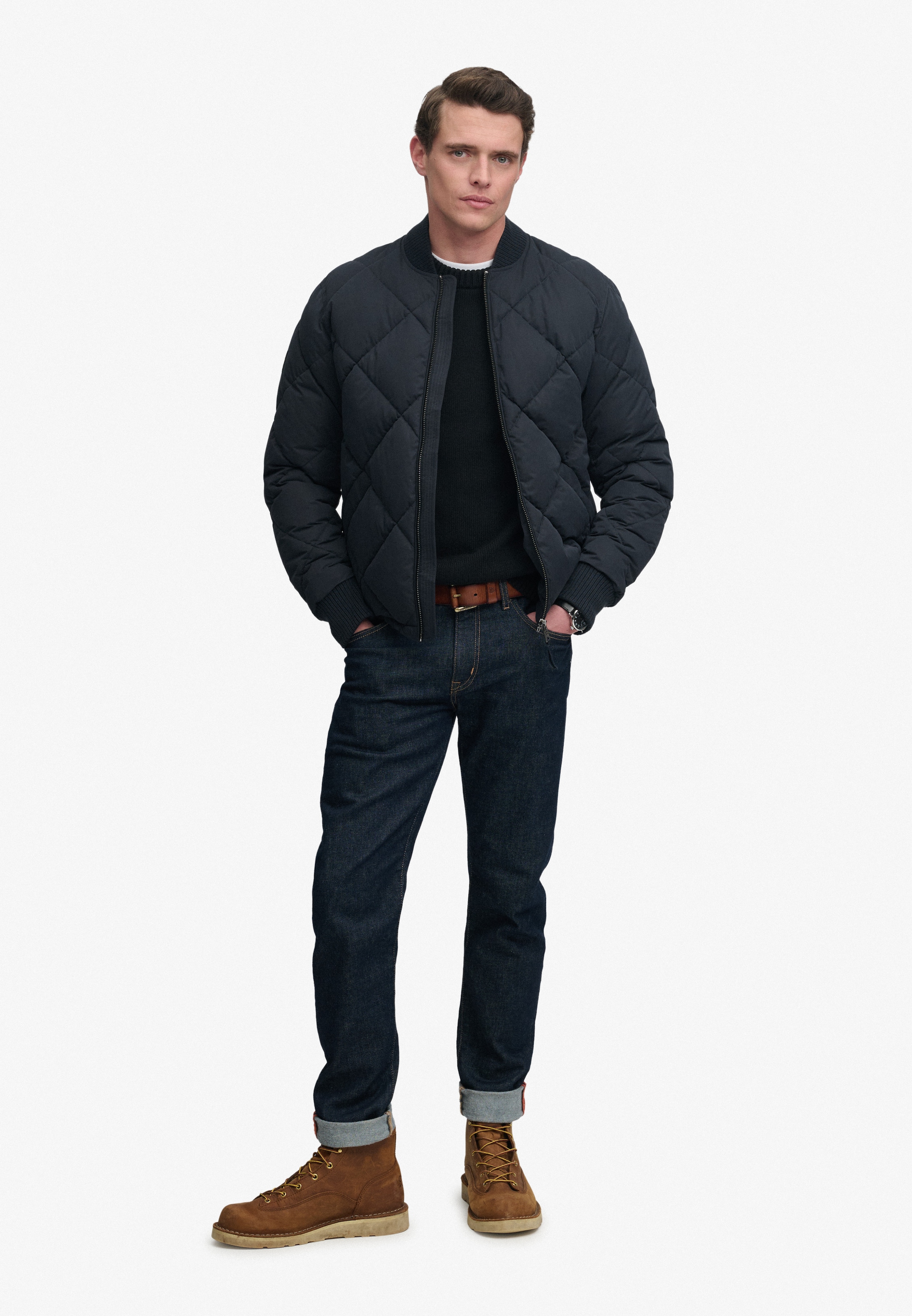 Superdry Steppjacke »DIAMOND QUILT JACKET« Regular Fit, mit Reissverschluss, aus Polyester und Kunstfaser