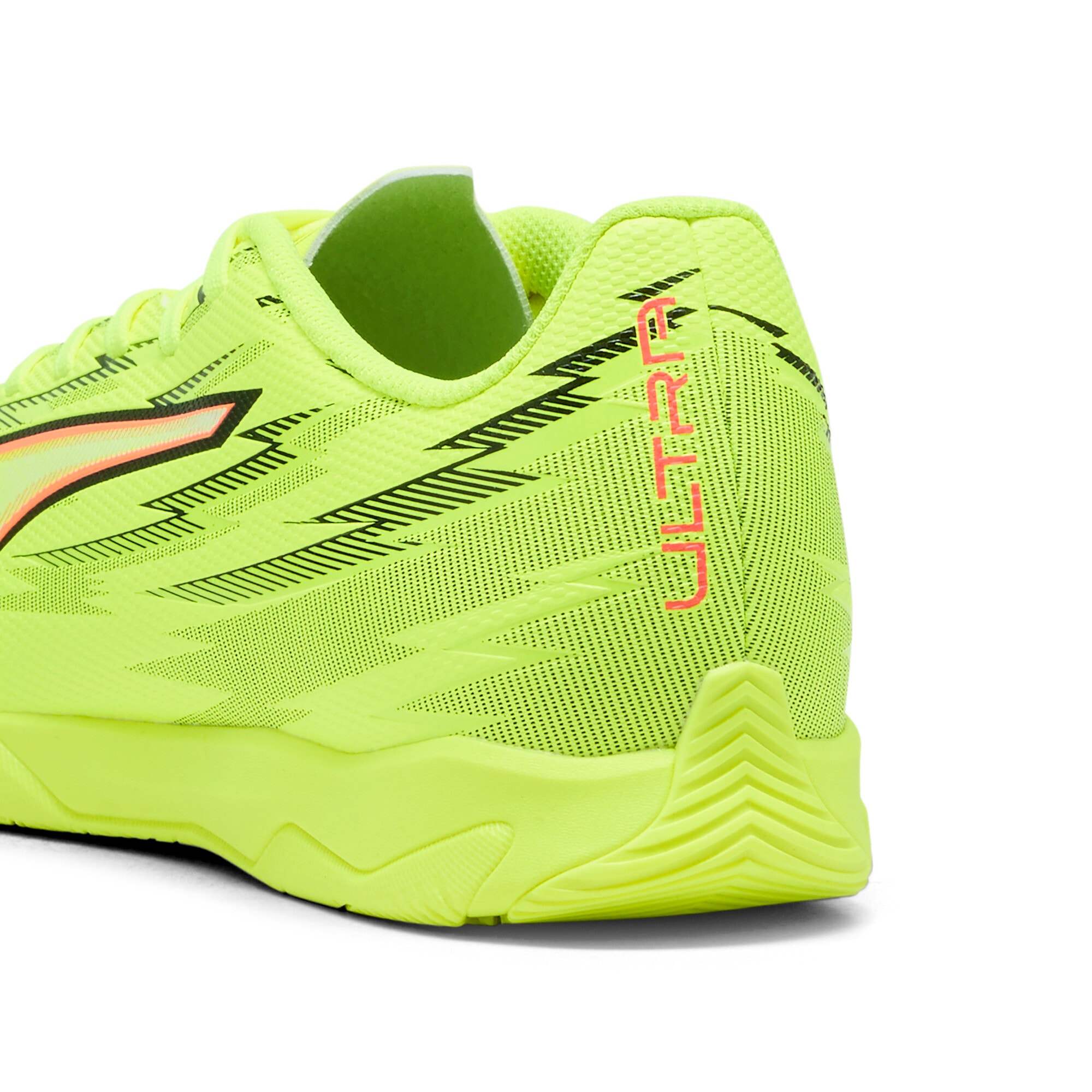 PUMA Chaussure de football »ULTRA 6 PLAY IT«  für Halle und Strasse, mit sportlichem Stil, mit Textil-Innenmaterial