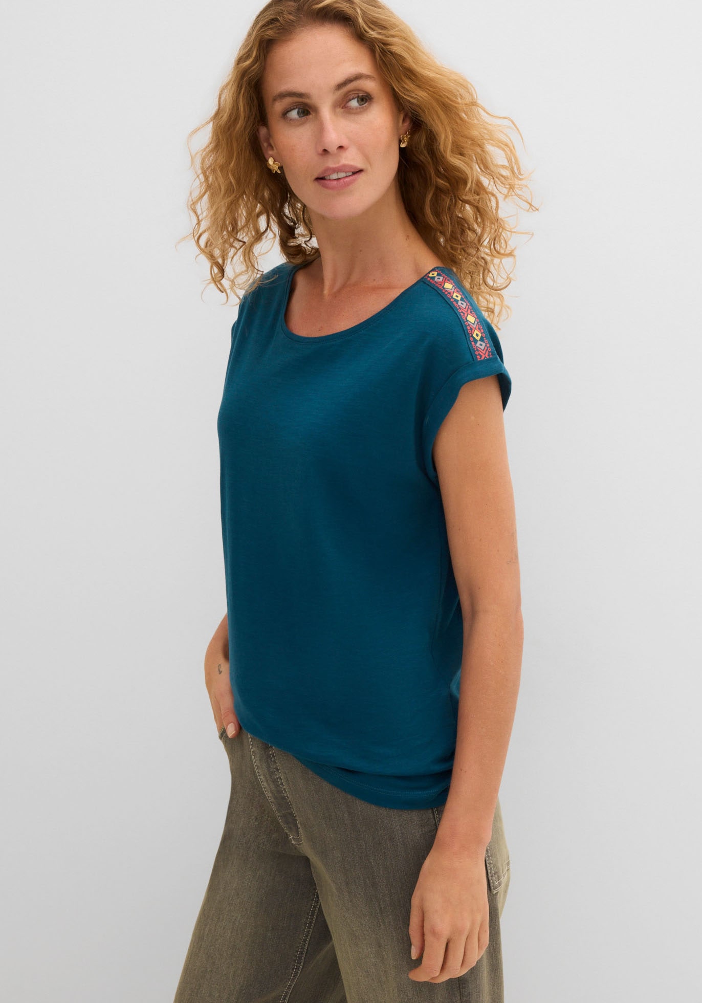 Image of bonprix T-Shirt bequeme Passform, überschnittene Schultern, reine Baumwolle