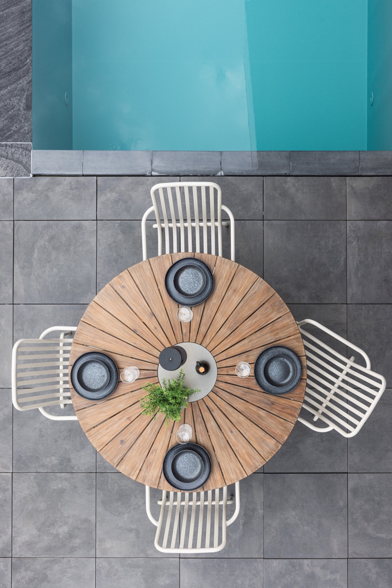 Image of Venture Home Gartentisch "Rosario, runde Esstafel für den Aussenbereich" Outdoortisch rund, Metallgestell, pflegeleicht