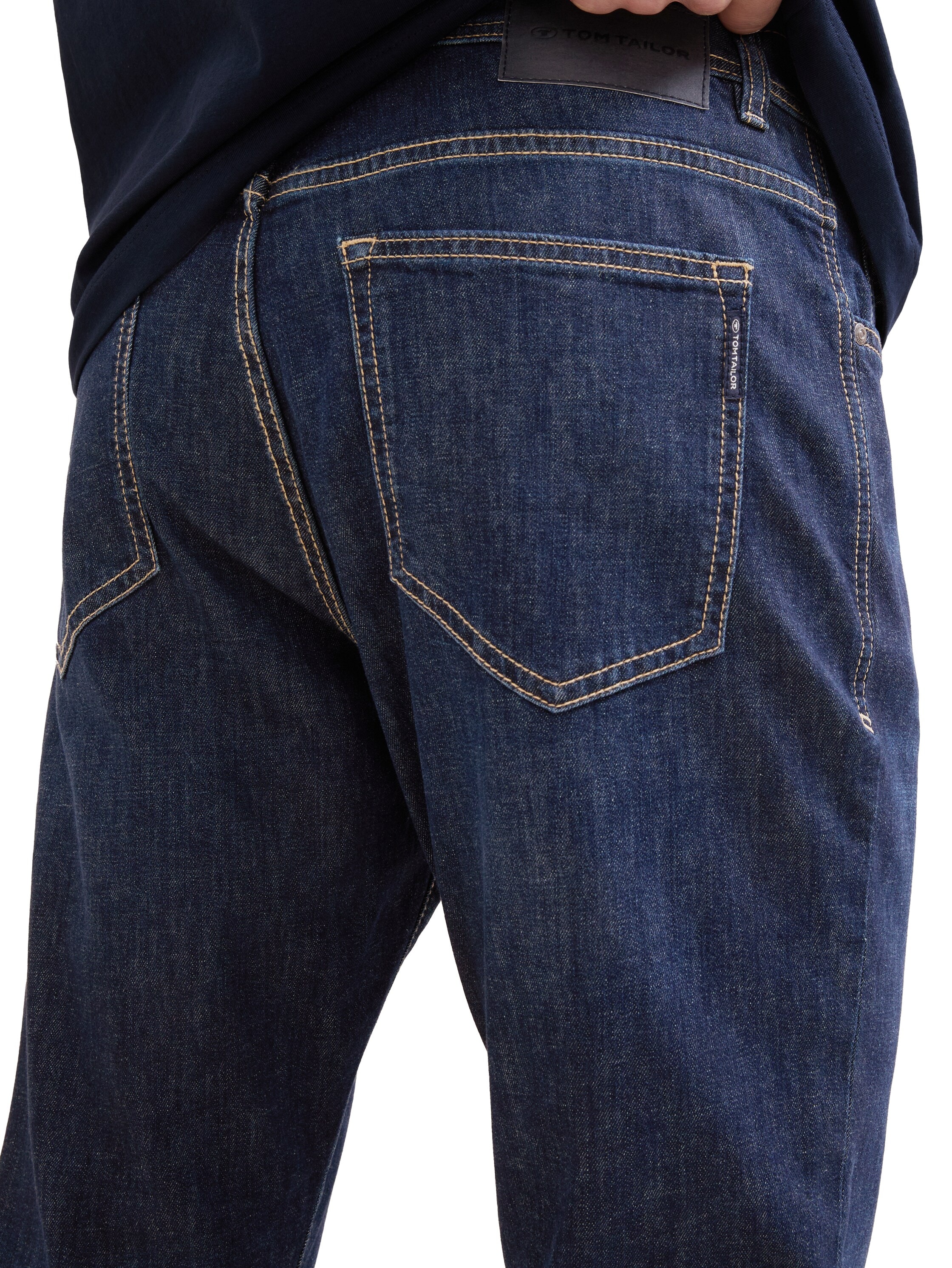 TOM TAILOR Regular-fit-Jeans »JOSH«, mit Marken-Badge auf der Rückseite