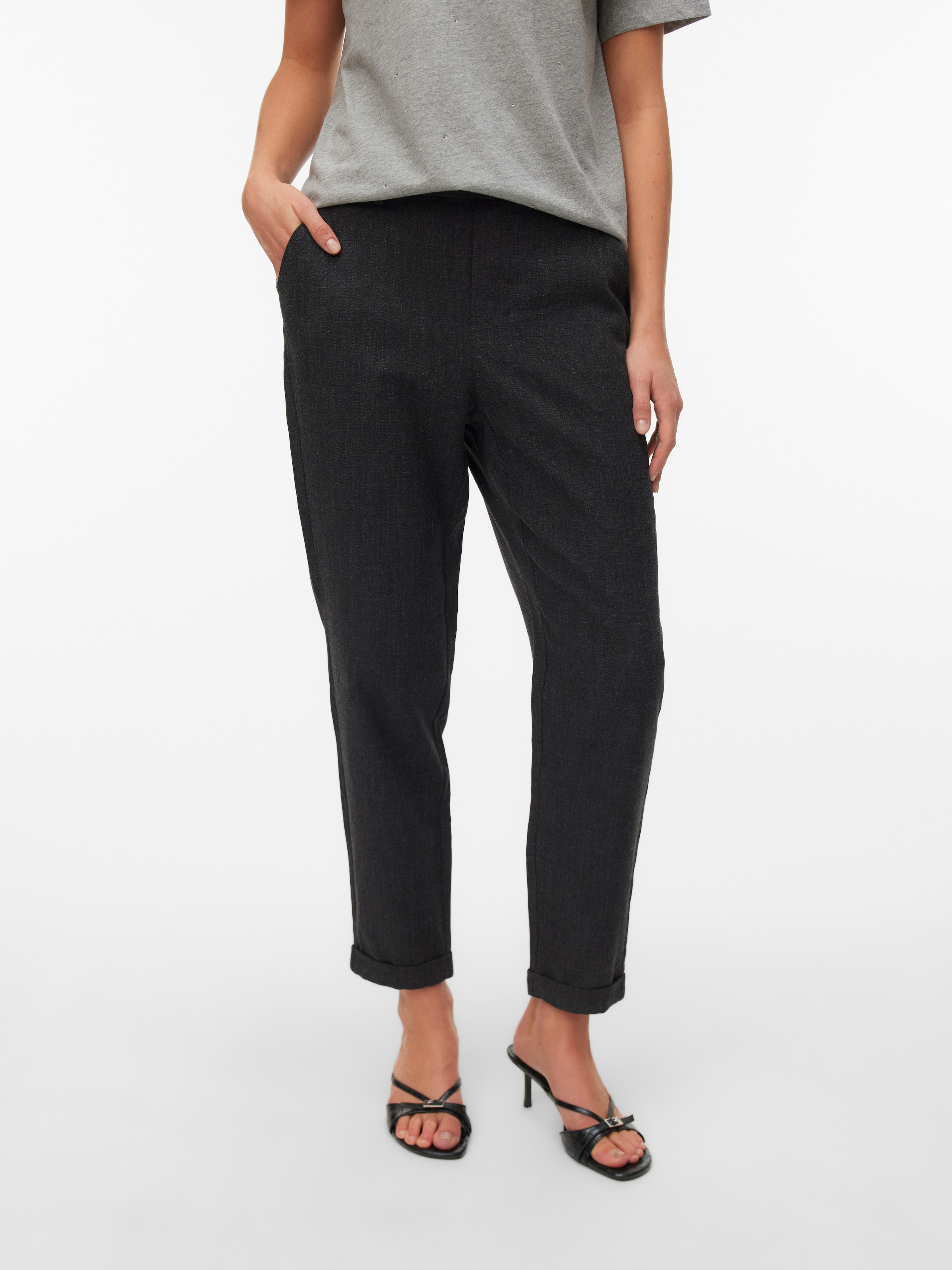 Image of Vero Moda Anzughose "VMMAYA BESTIE MW LOOSE PANT NOOS"
