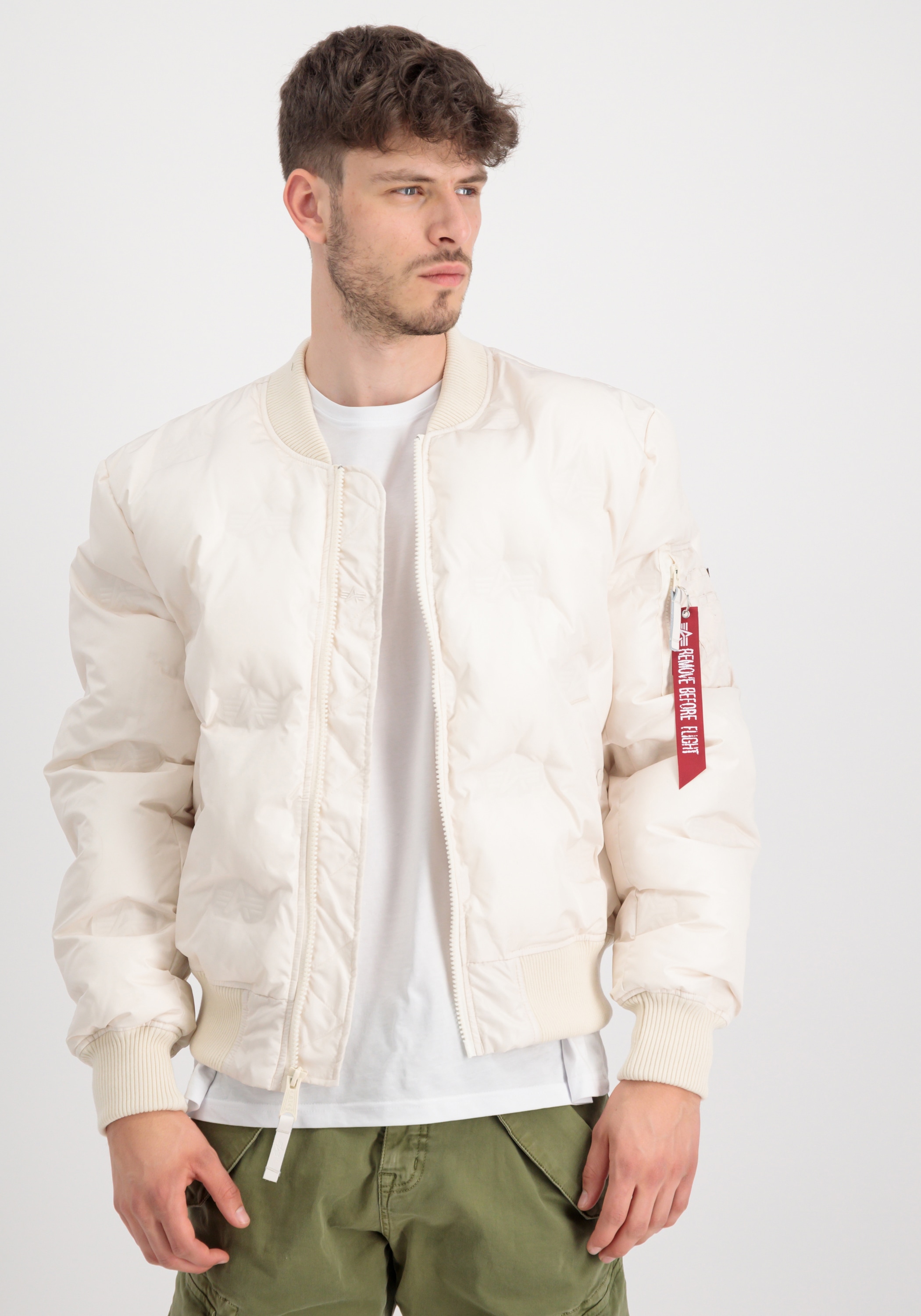 Image of Alpha Industries Winterjacke "MA-1 Emb. Logo Puffer"