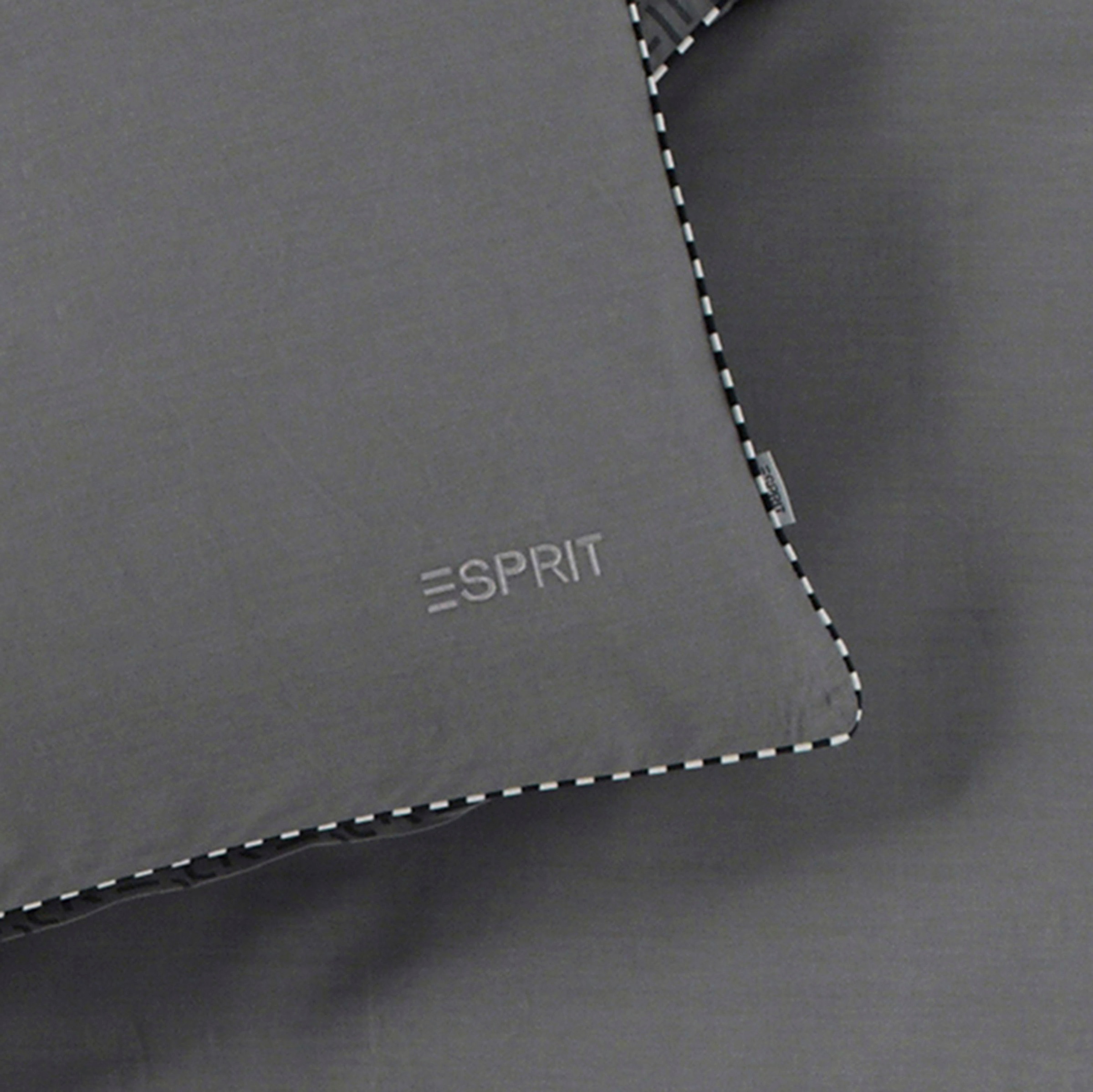 Esprit Wendebettwäsche »Scatter in Gr. 135x200, 155x220 oder 200x200 cm«, Bettwäsche aus Baumwolle, Bettwäsche mit Reissverschluss