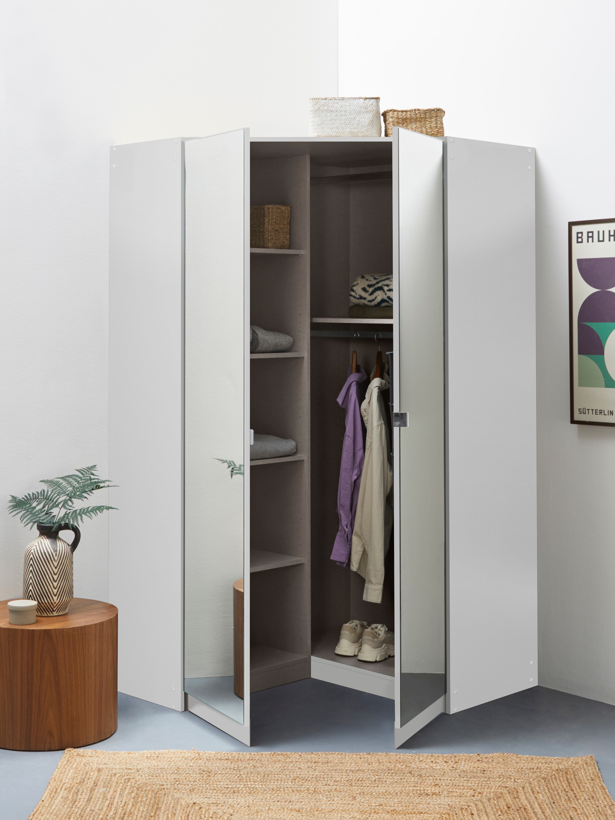 rauch Kleiderschrank »Eckschrank Schrank Garderobe Wäscheschrank Stauraumschrank VANDOR« Weiss, viel Stauraum, Griffe in Graumetallic MADE IN GERMANY