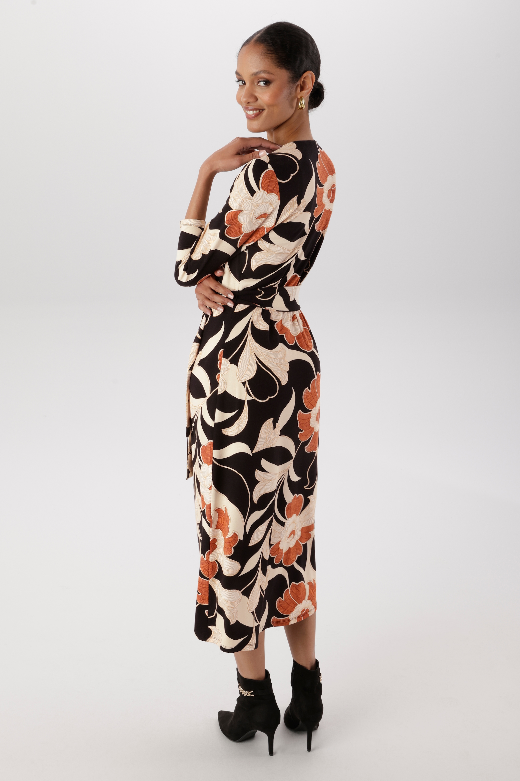 Aniston SELECTED Jerseykleid in femininer Wickel-Optik - NEUE KOLLEKTION