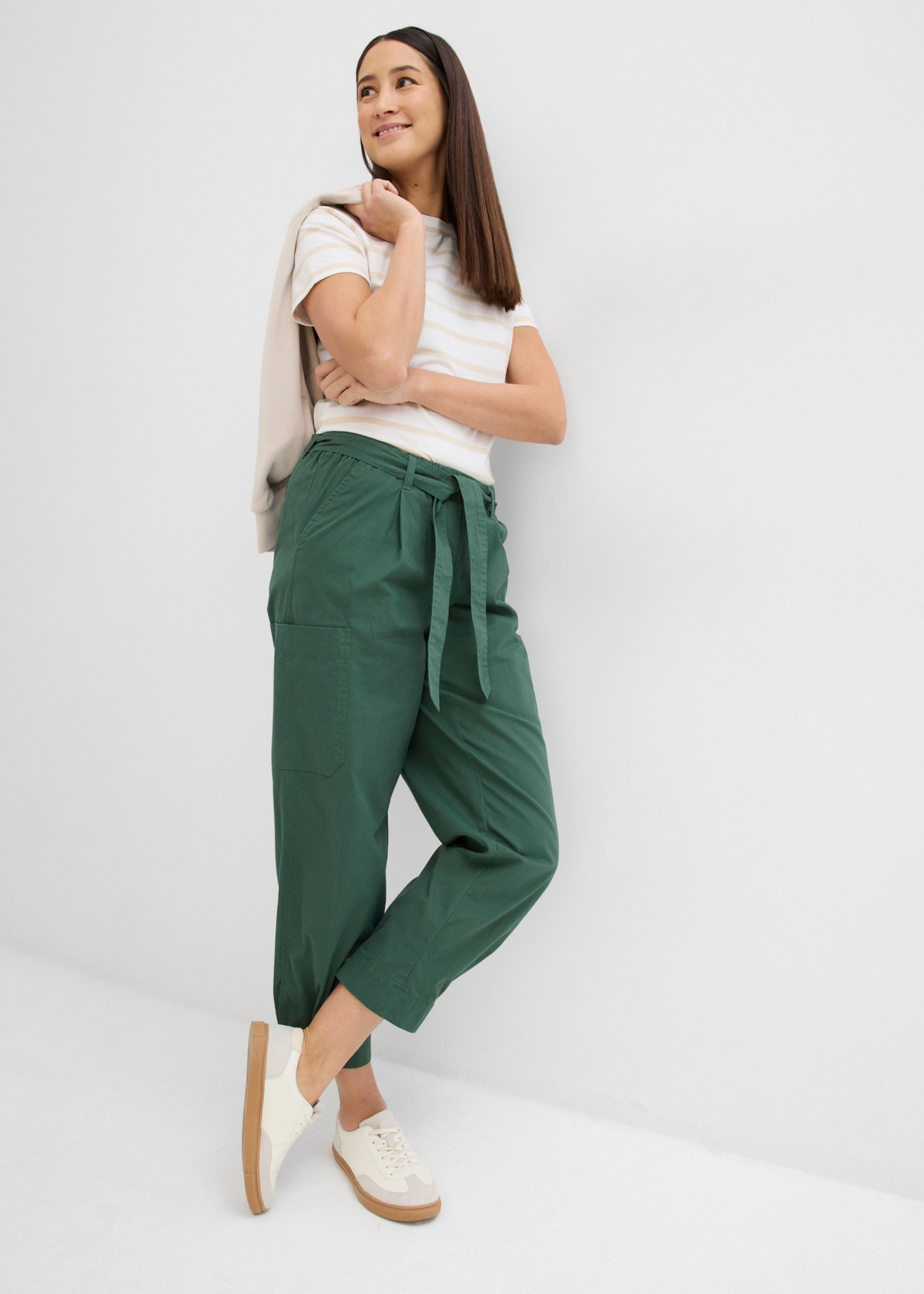 bonprix Cargohose  Loose Fit, mit Bindegürtel, aus Baumwolle, in verschiedenen Grössen