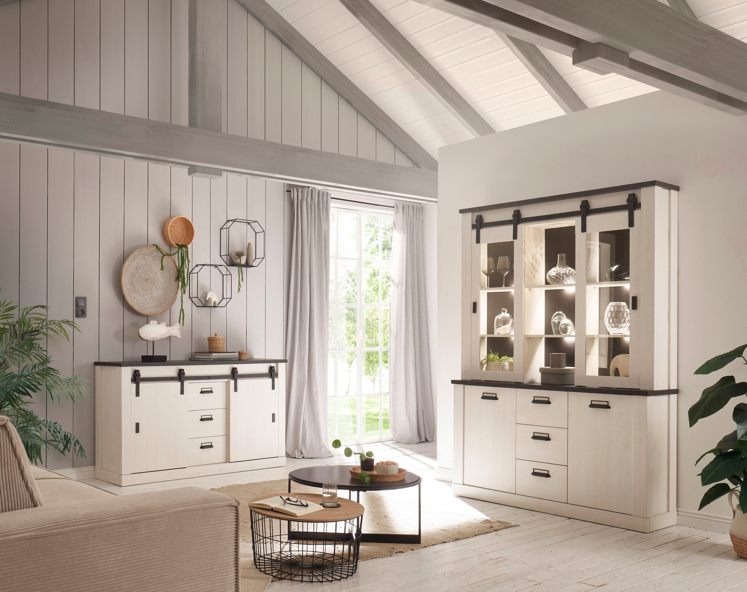 Home affaire Wohnwand »SHERWOOD«, (2 St.), Scheunentorbeschlag und Apothekergriffe aus Metall, Höhe 201 cm