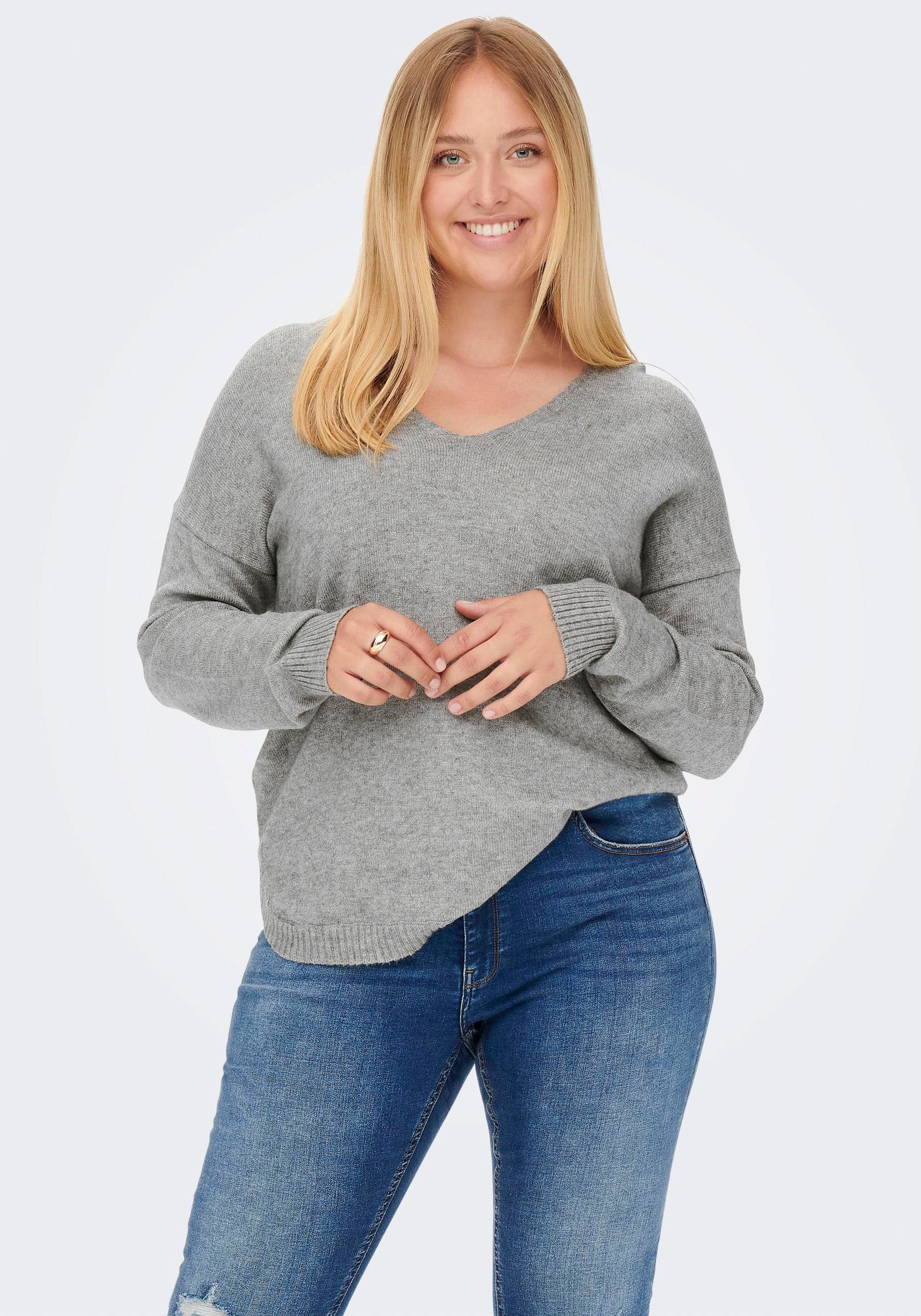 Image of ONLY CARMAKOMA V-Ausschnitt-Pullover »CARMARGARETA«, mit V-Ausschnitt bei Ackermann Versand Schweiz